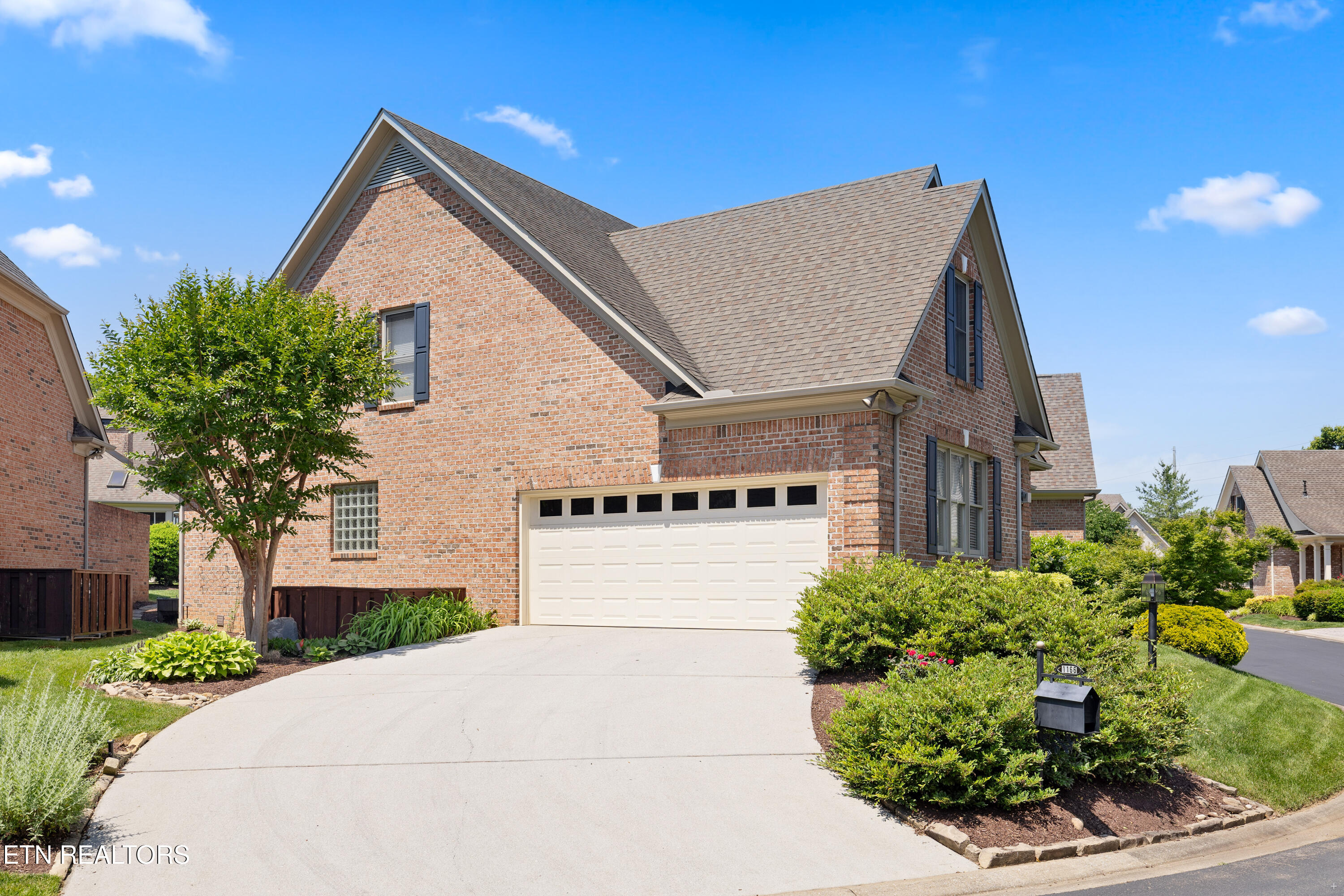 1166 Highgrove Gardens Way Knoxville TN 37922