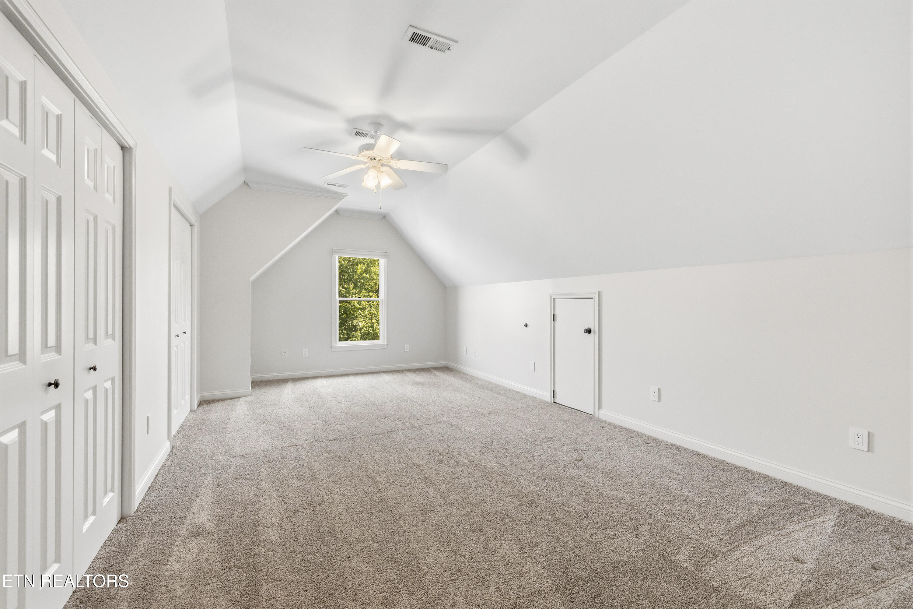 1166 Highgrove Gardens Way Knoxville TN 37922