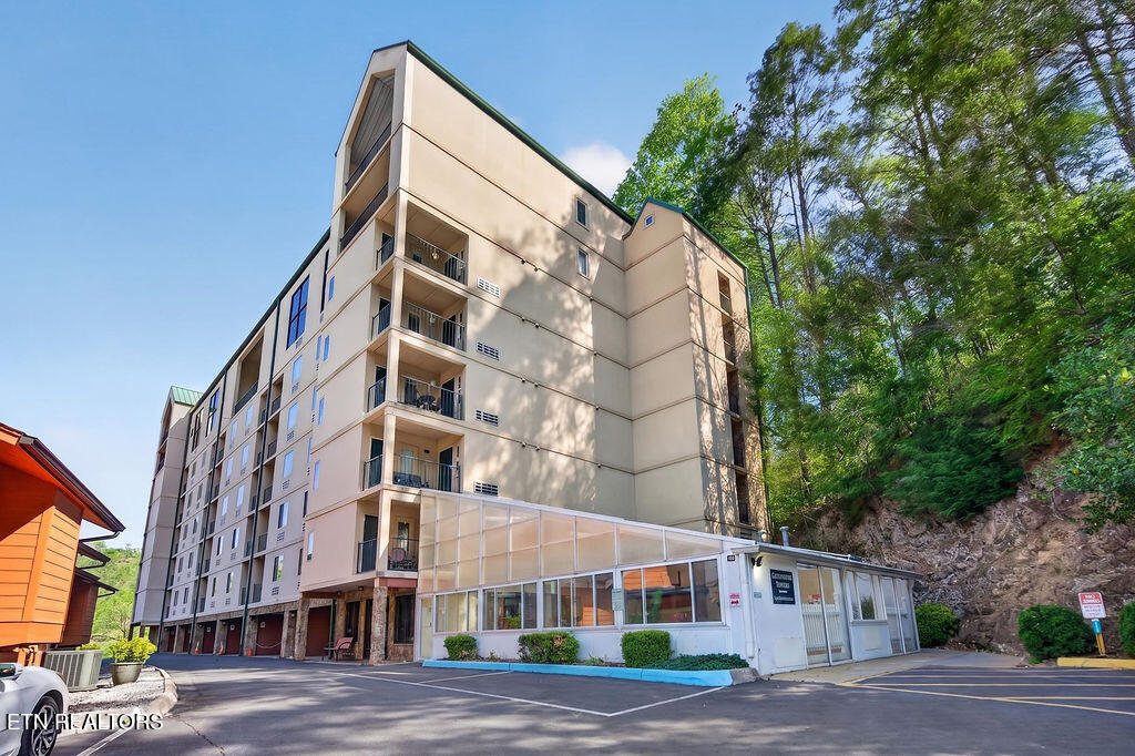413 Baskins Creek Road Gatlinburg TN 37738