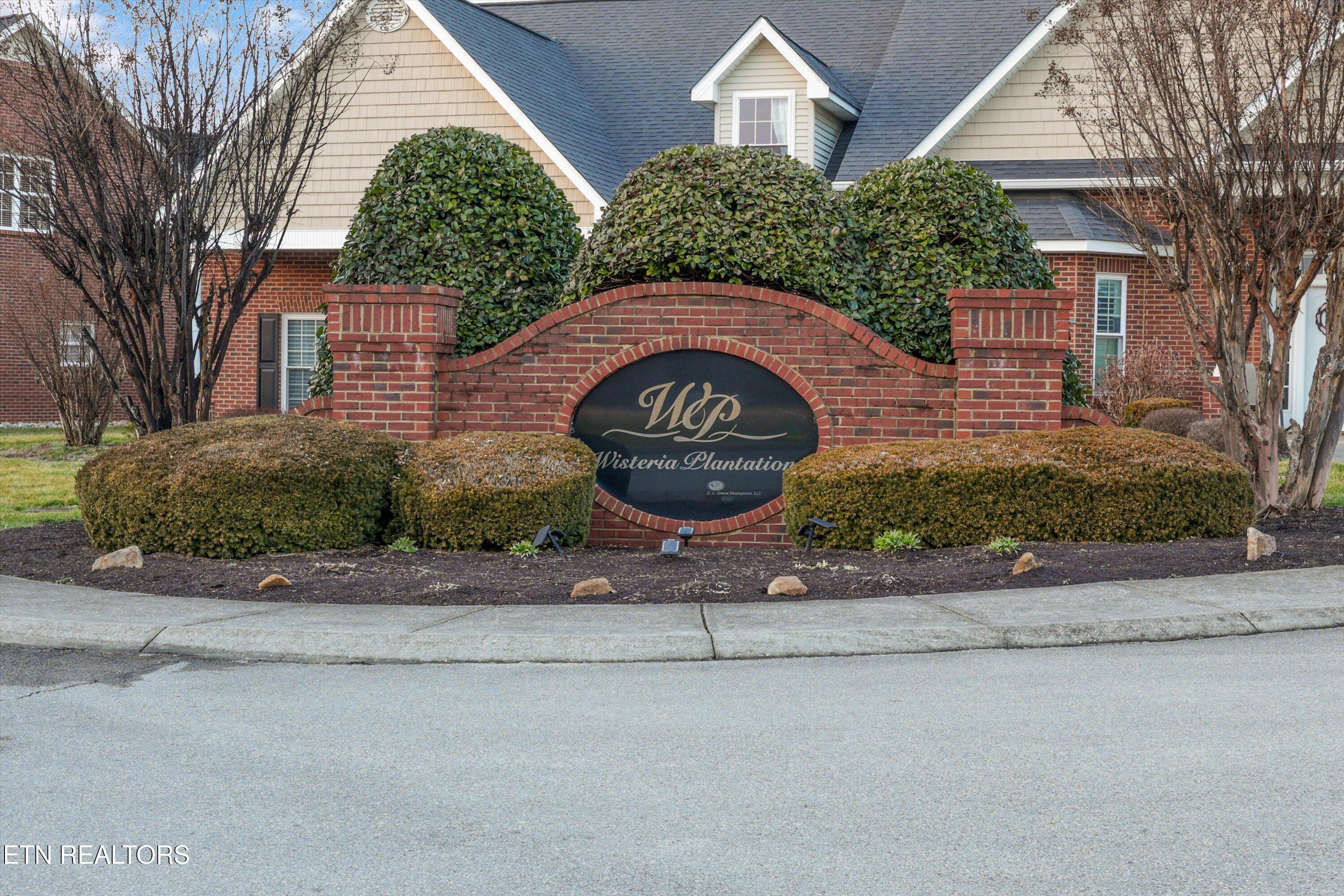 1712 Wisteria View Way Knoxville TN 37914