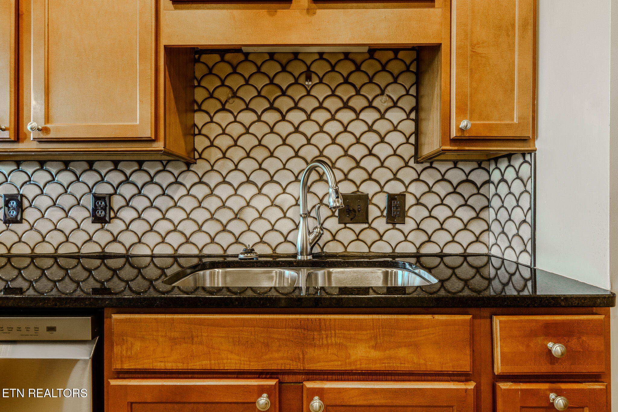 224 Maggie Mack Lane Sevierville TN 37862