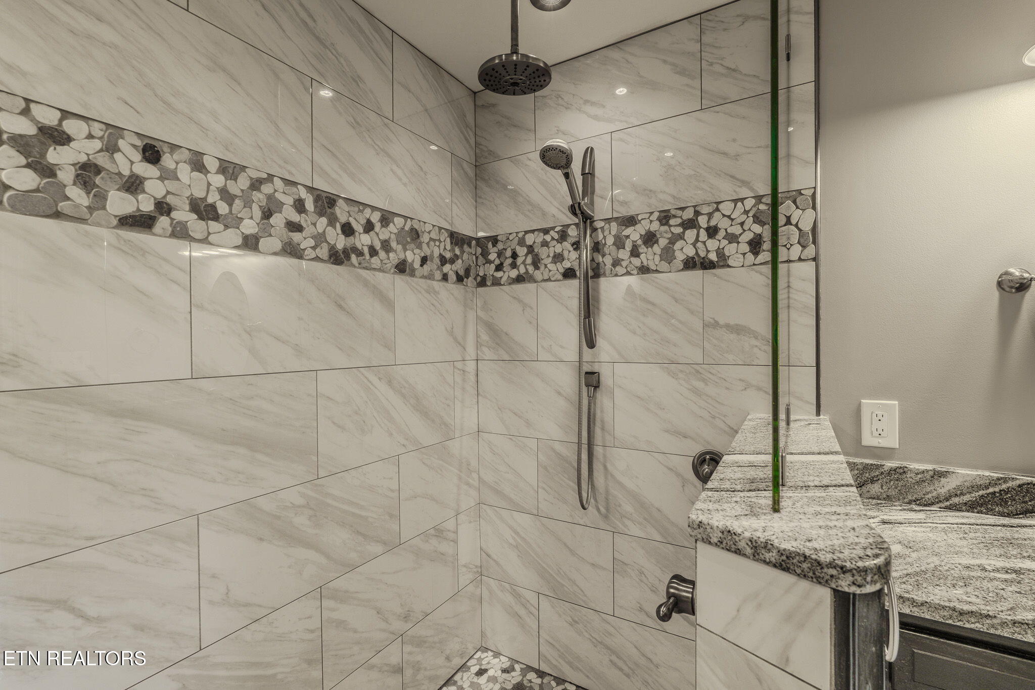 224 Maggie Mack Lane Sevierville TN 37862