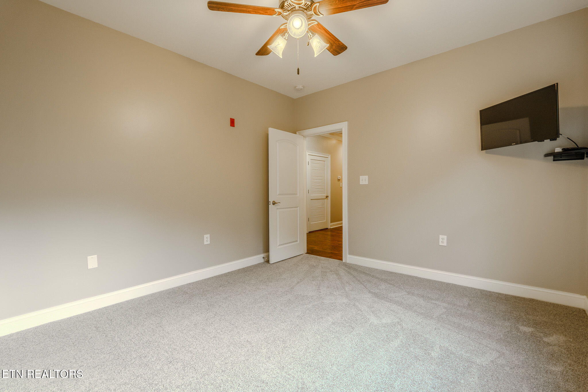 224 Maggie Mack Lane Sevierville TN 37862