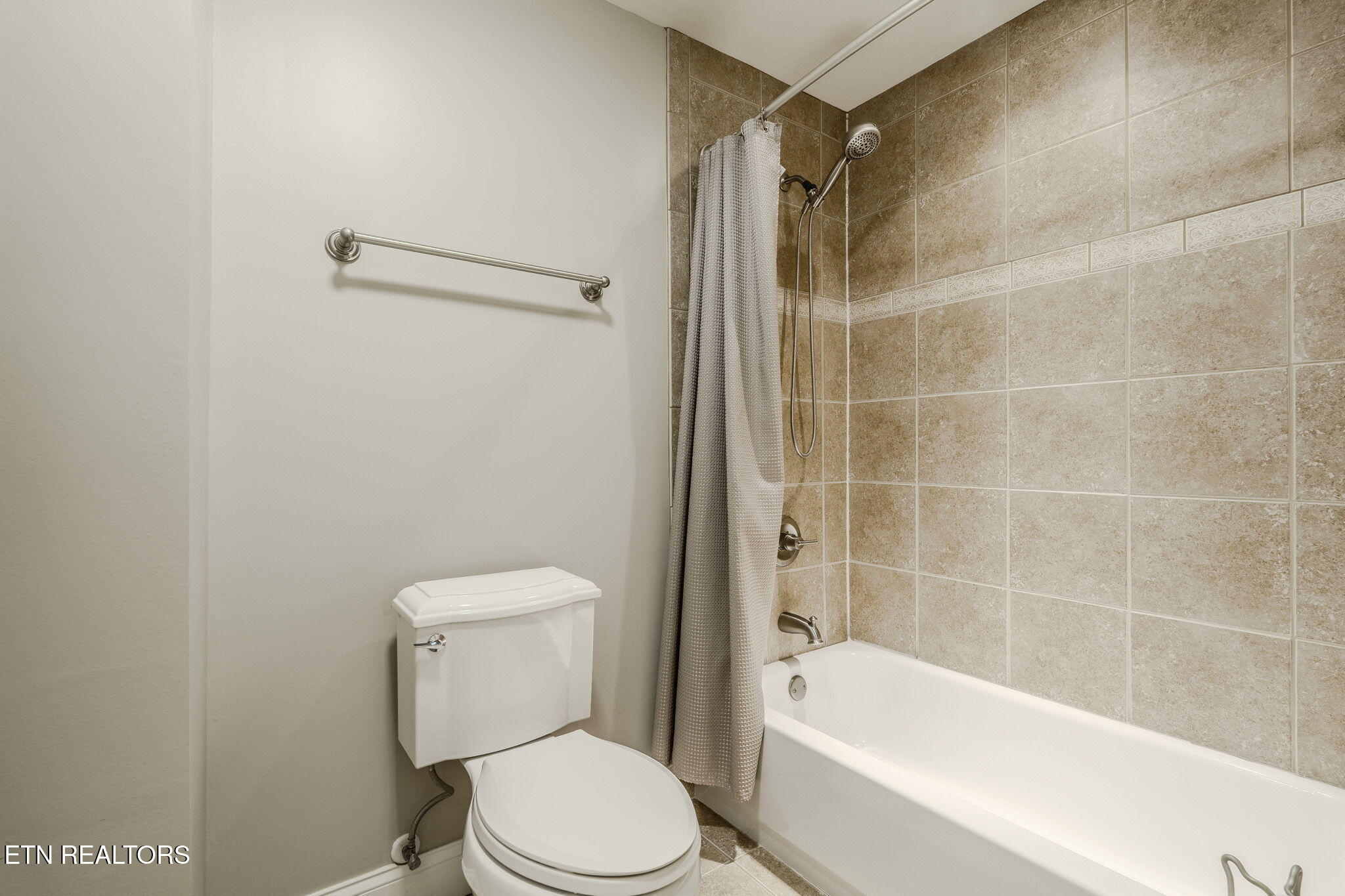 224 Maggie Mack Lane Sevierville TN 37862