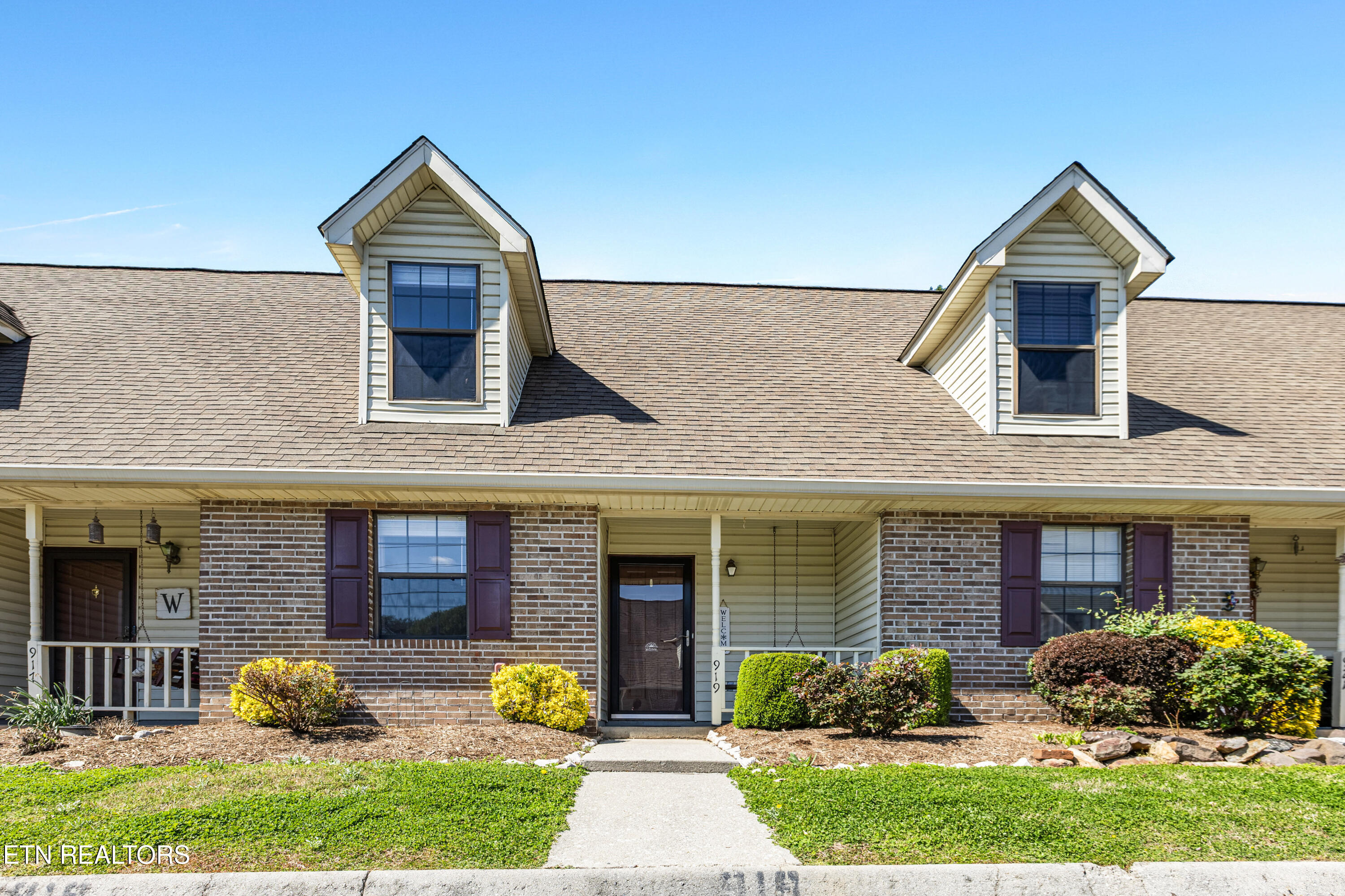 919 Chip Cove Lane Knoxville TN 37938