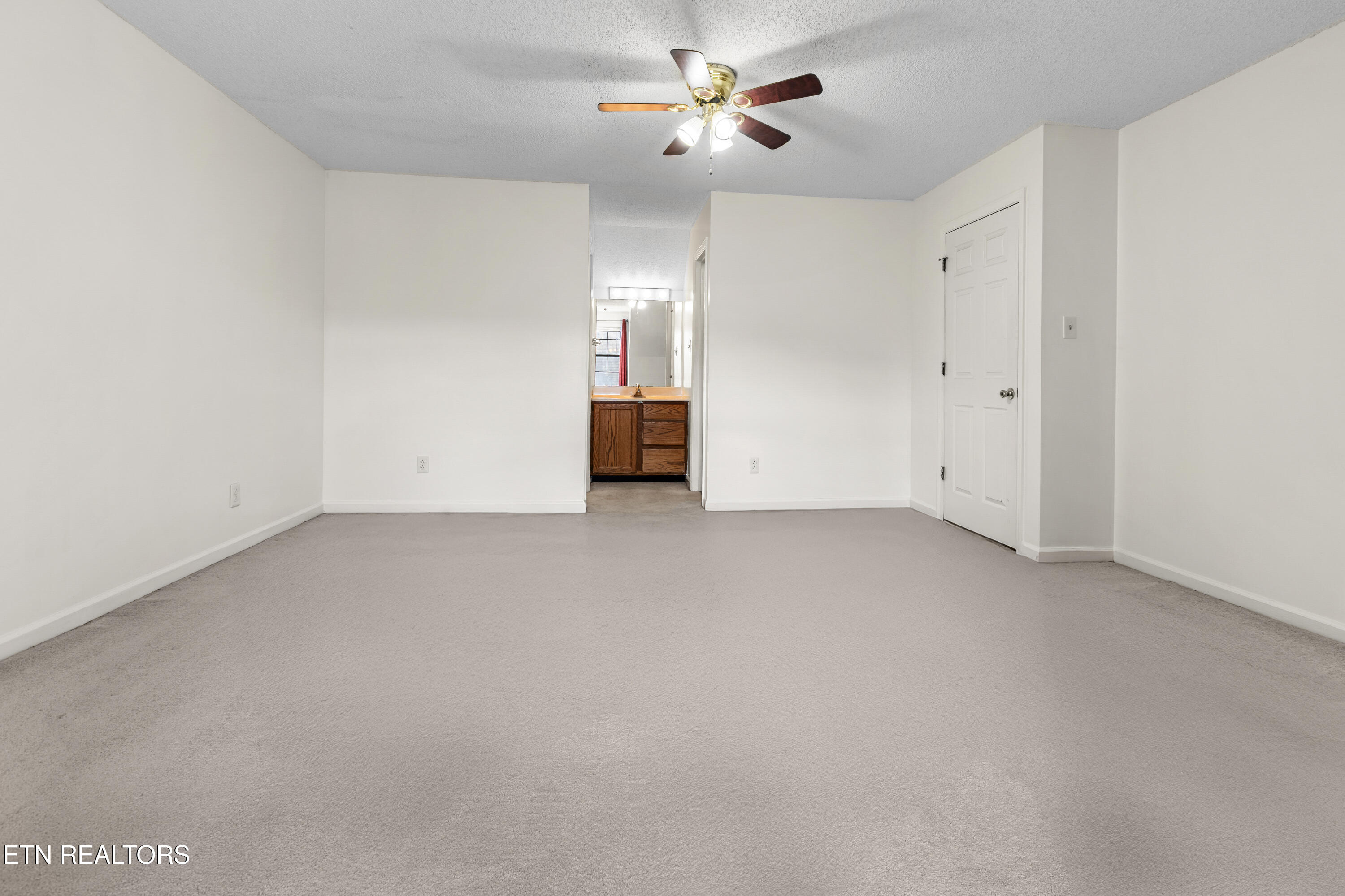 919 Chip Cove Lane Knoxville TN 37938