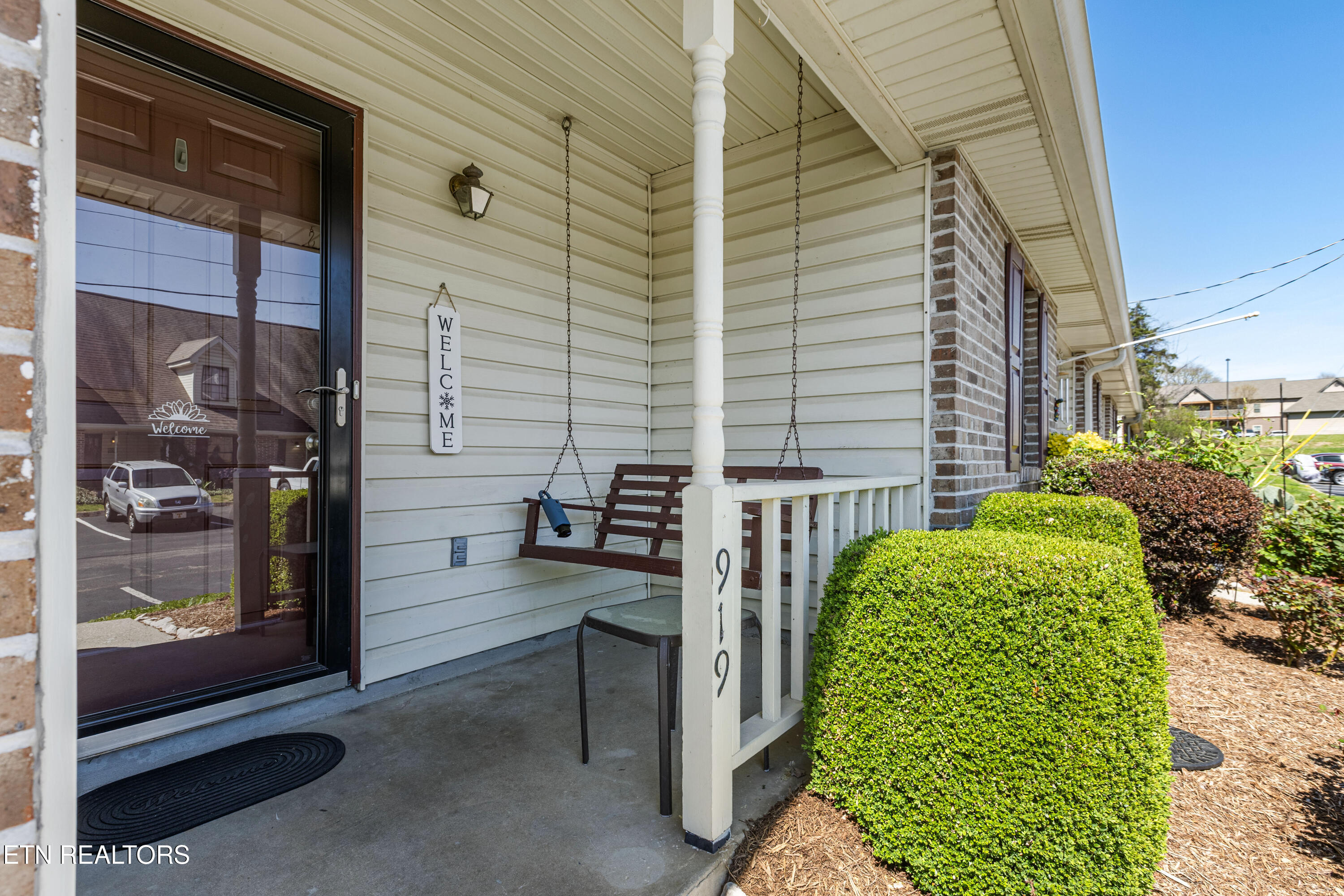 919 Chip Cove Lane Knoxville TN 37938