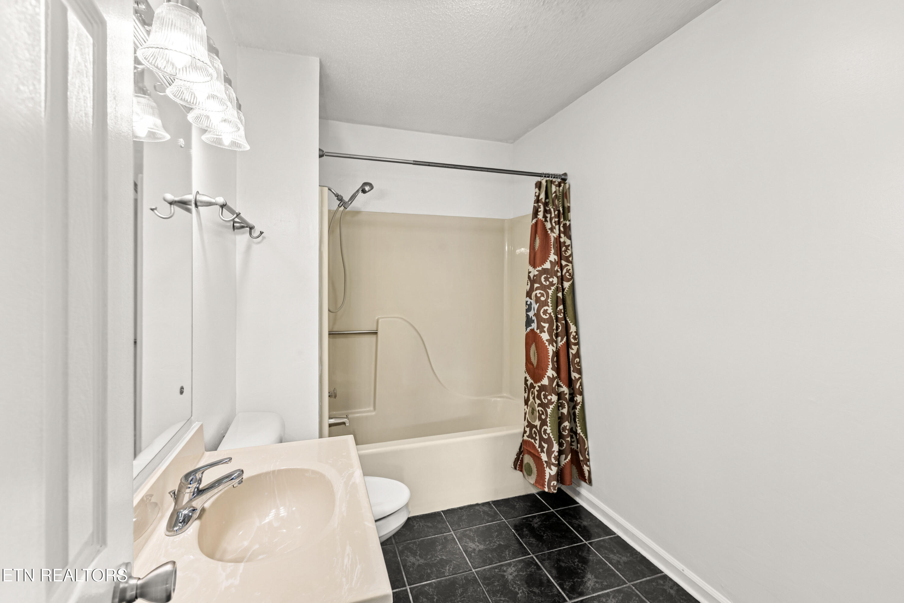 919 Chip Cove Lane Knoxville TN 37938
