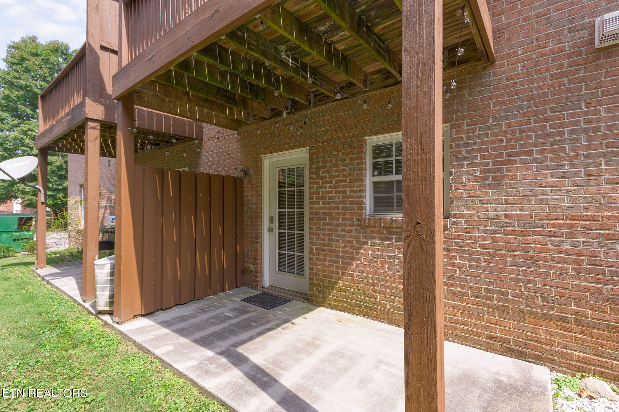 1643 Maple View Way Knoxville TN 37918