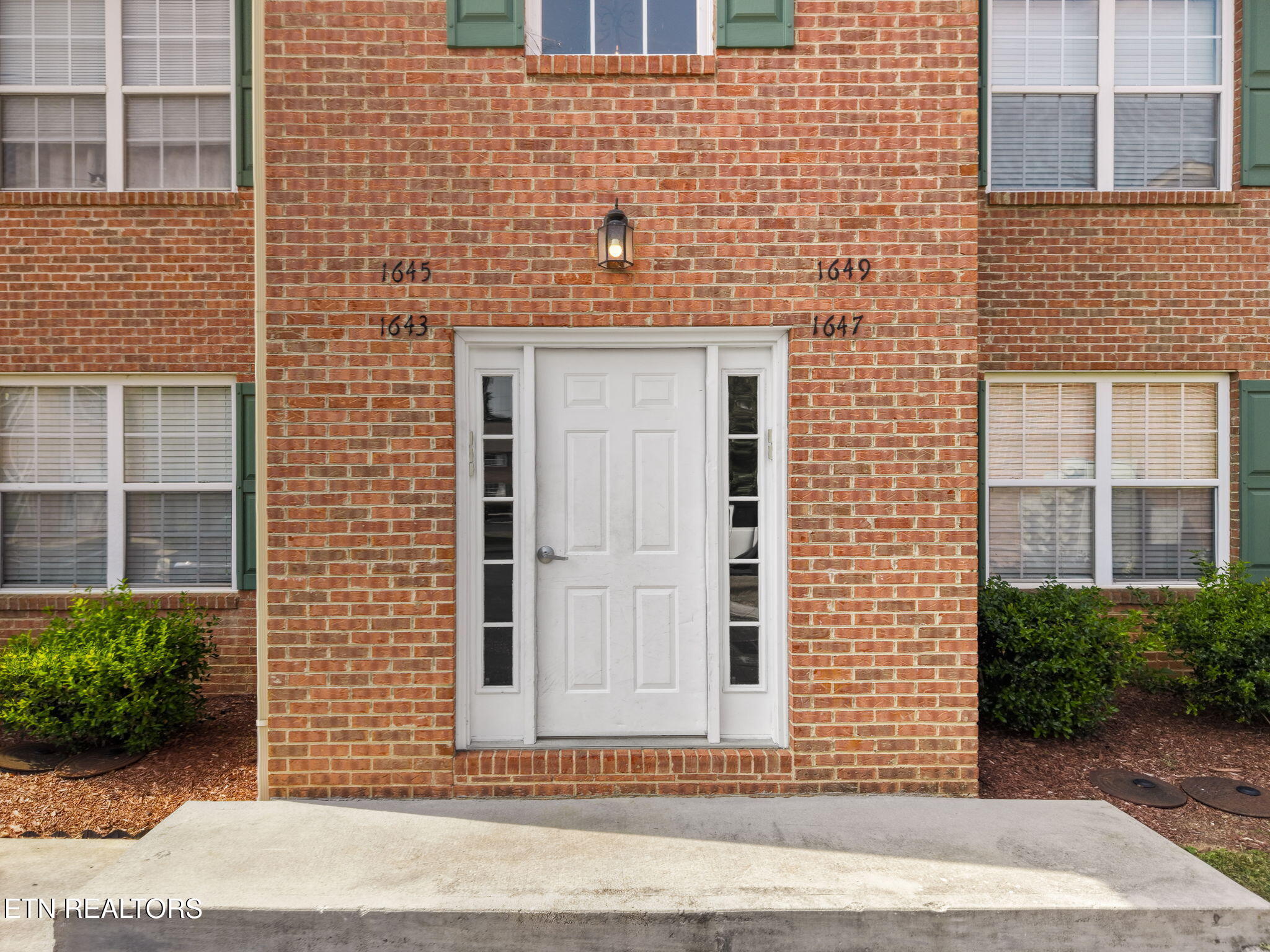 1643 Maple View Way Knoxville TN 37918