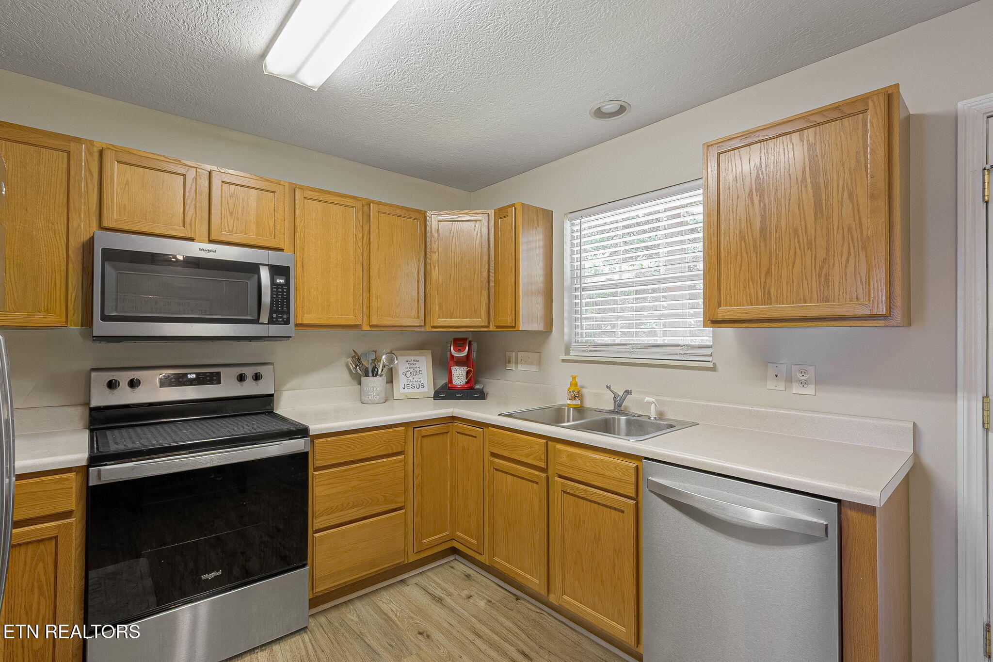 1643 Maple View Way Knoxville TN 37918