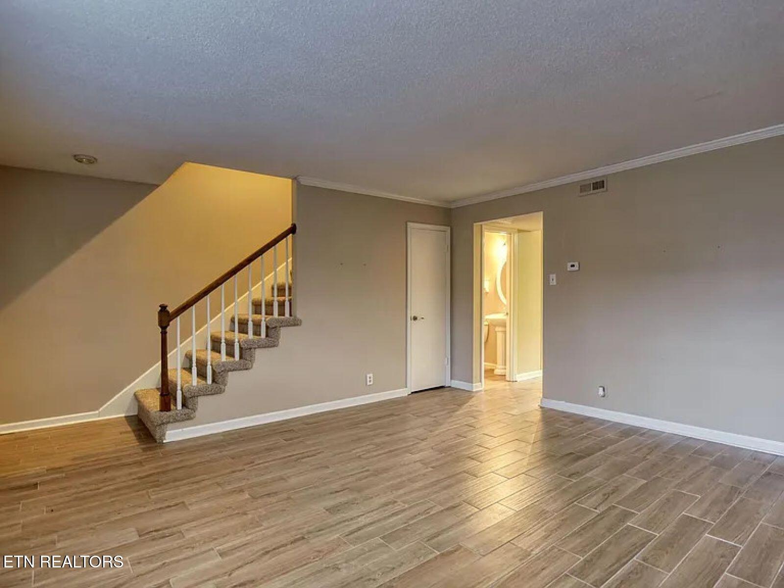 1221 Crest Brook Drive Knoxville TN 37923