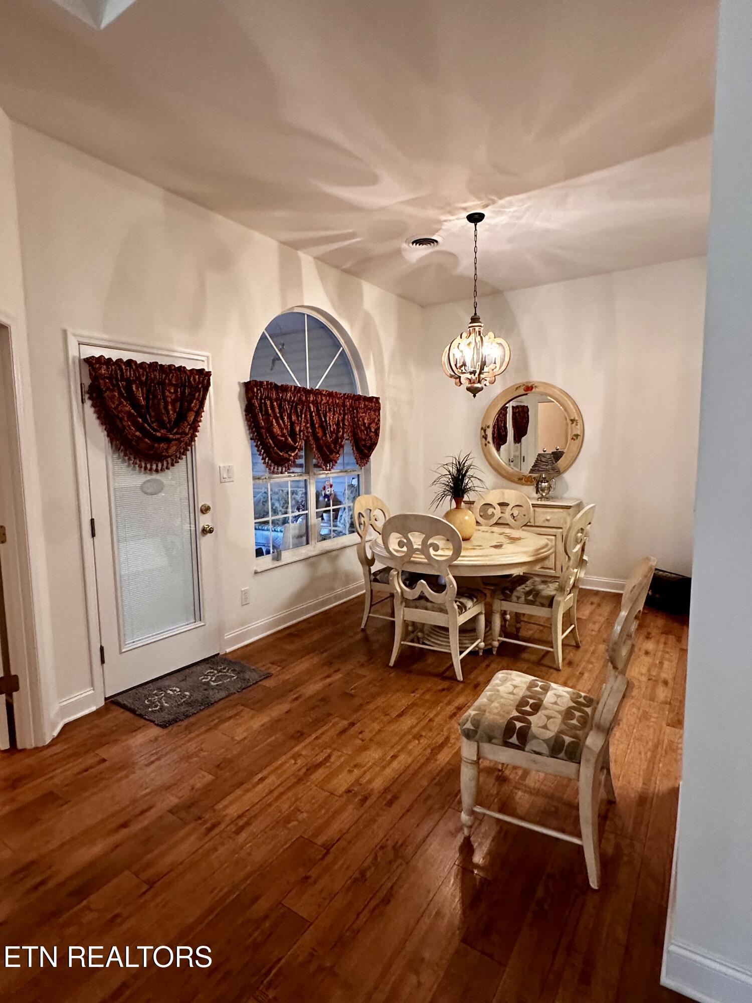 5725 Boones Creek Lane Knoxville TN 37912