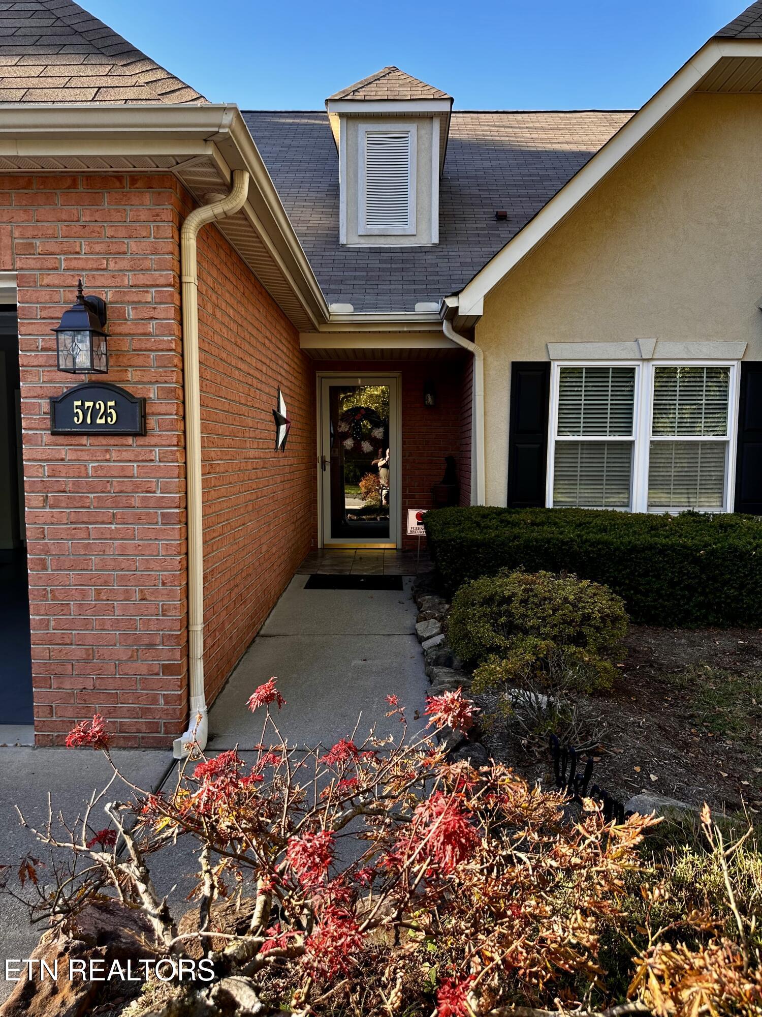 5725 Boones Creek Lane Knoxville TN 37912