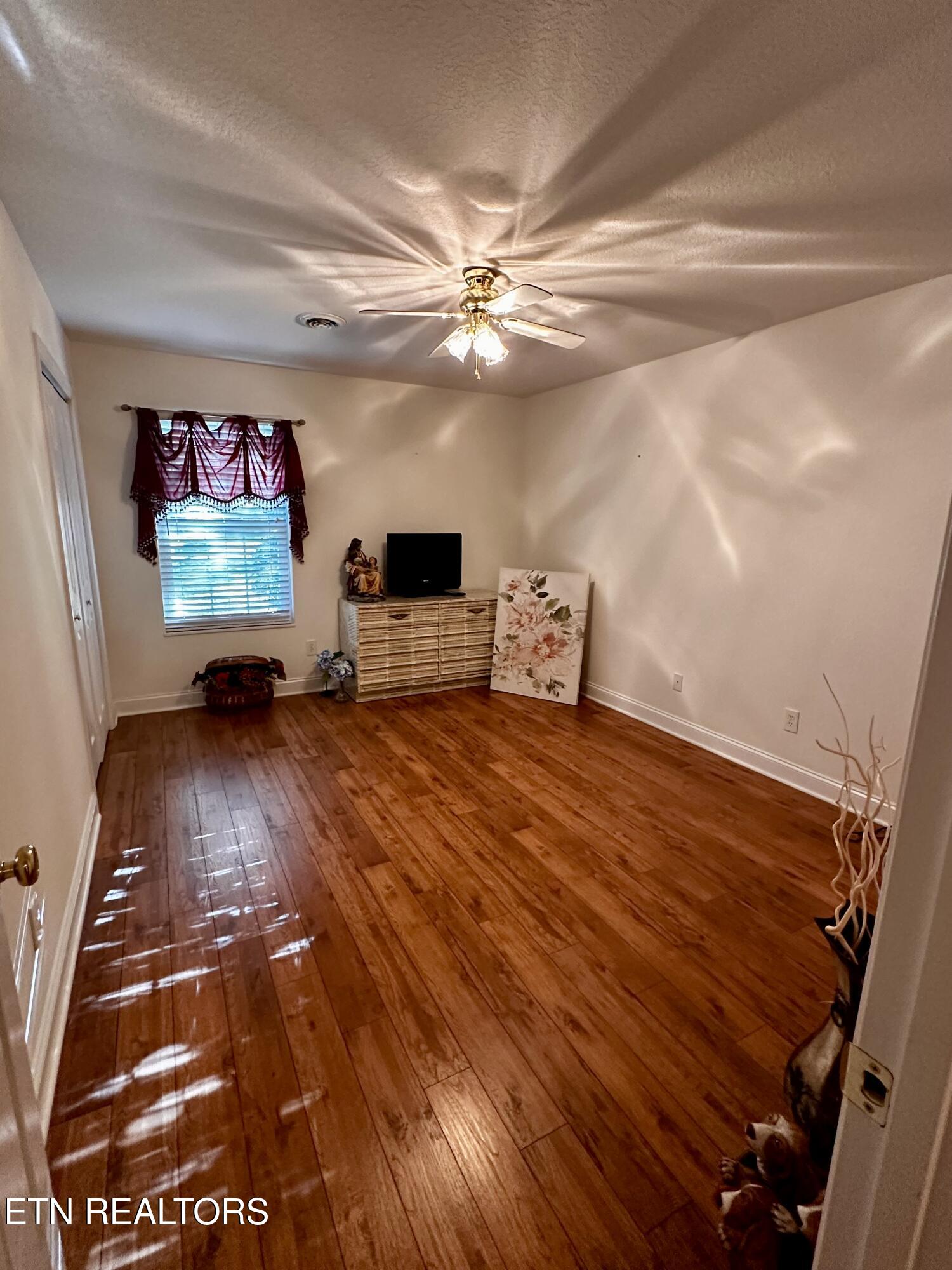 5725 Boones Creek Lane Knoxville TN 37912