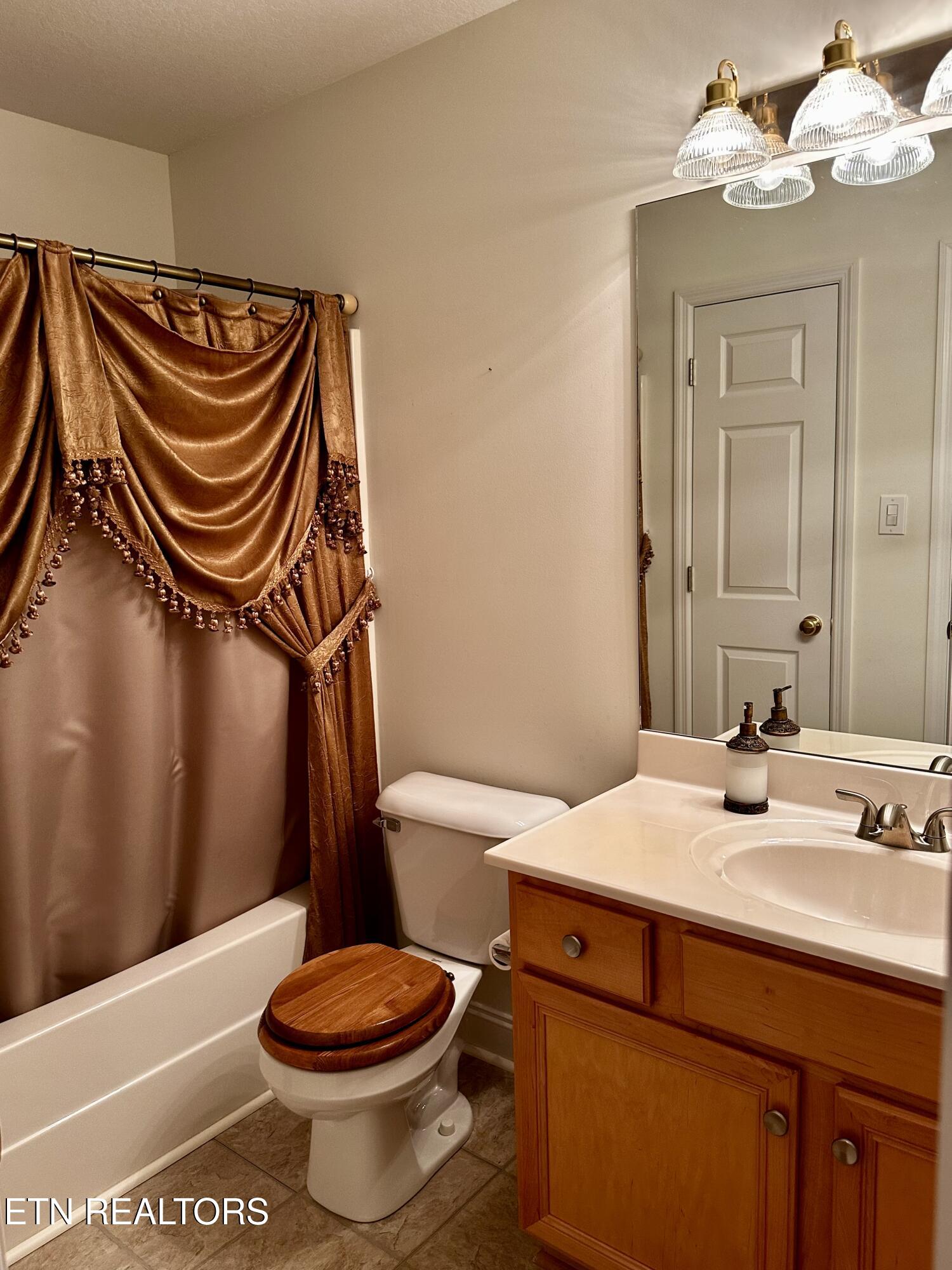 5725 Boones Creek Lane Knoxville TN 37912