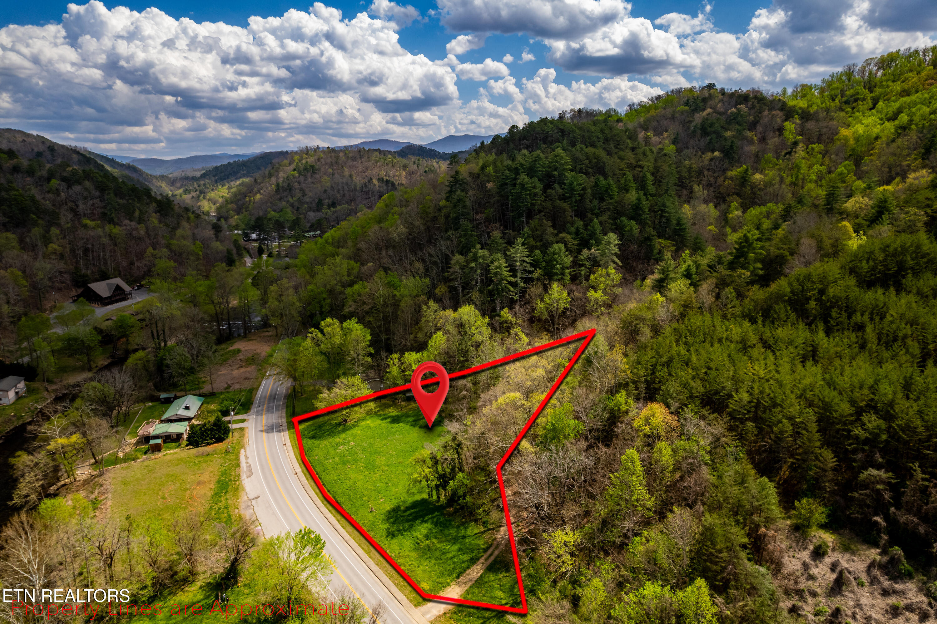 Cherohala Skyway Tellico Plains TN 37385