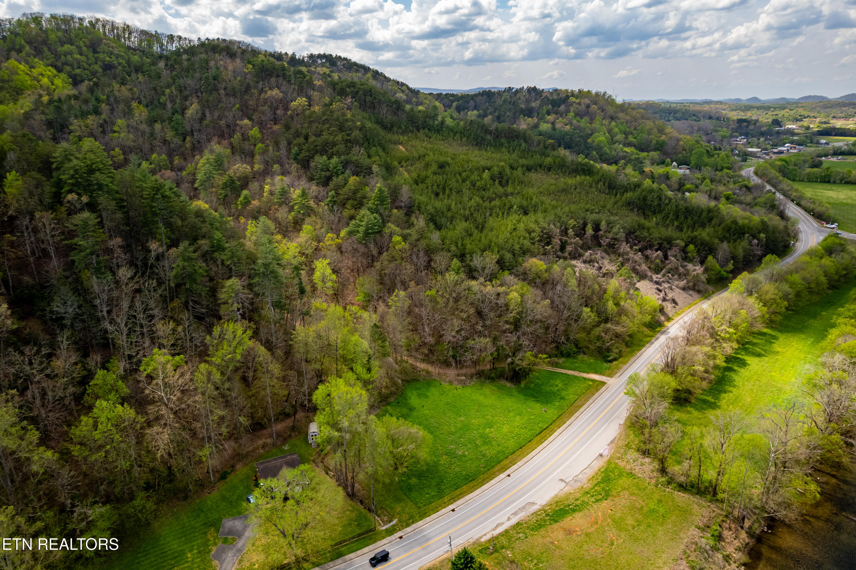 Cherohala Skyway Tellico Plains TN 37385