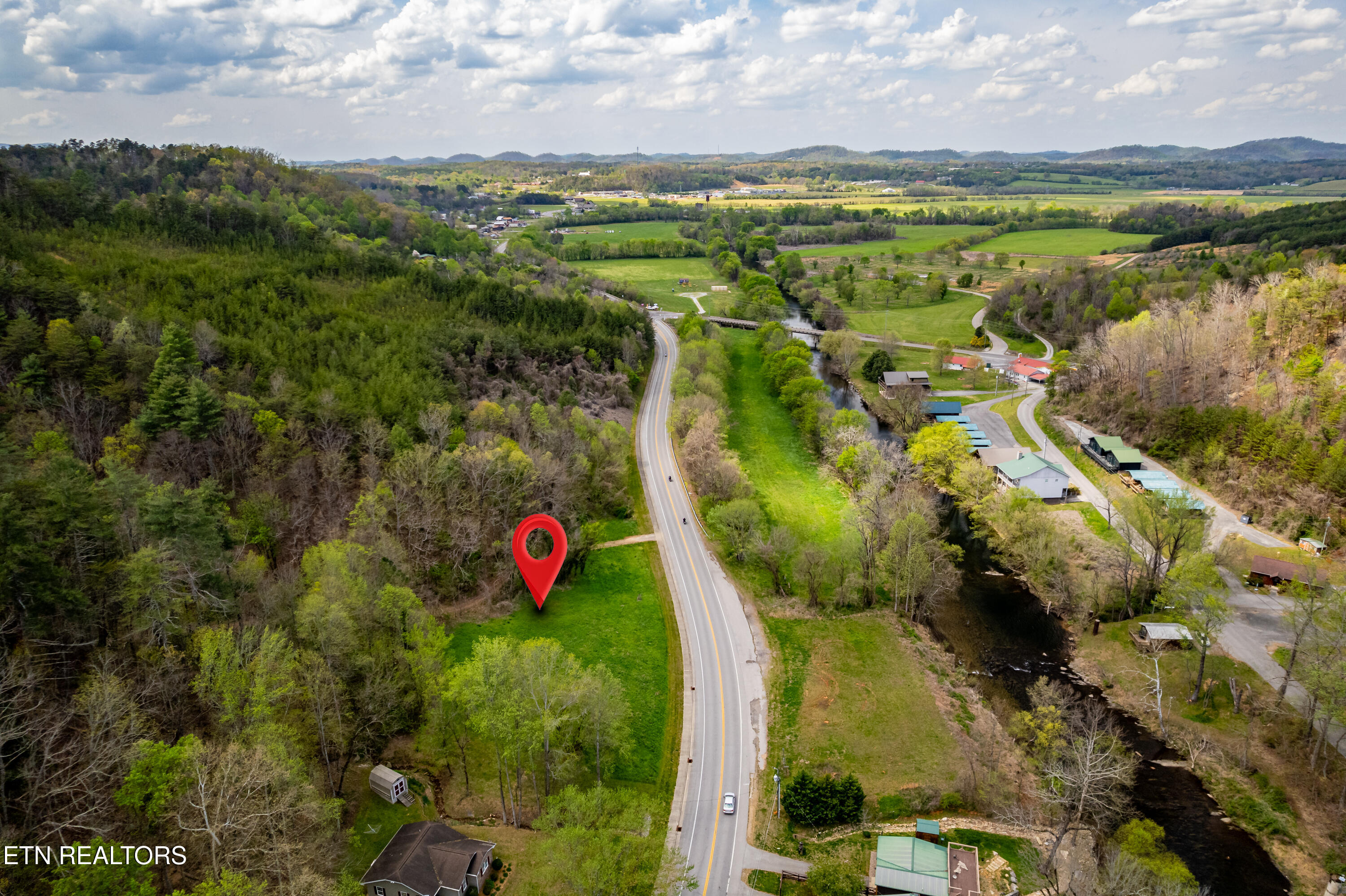 Cherohala Skyway Tellico Plains TN 37385