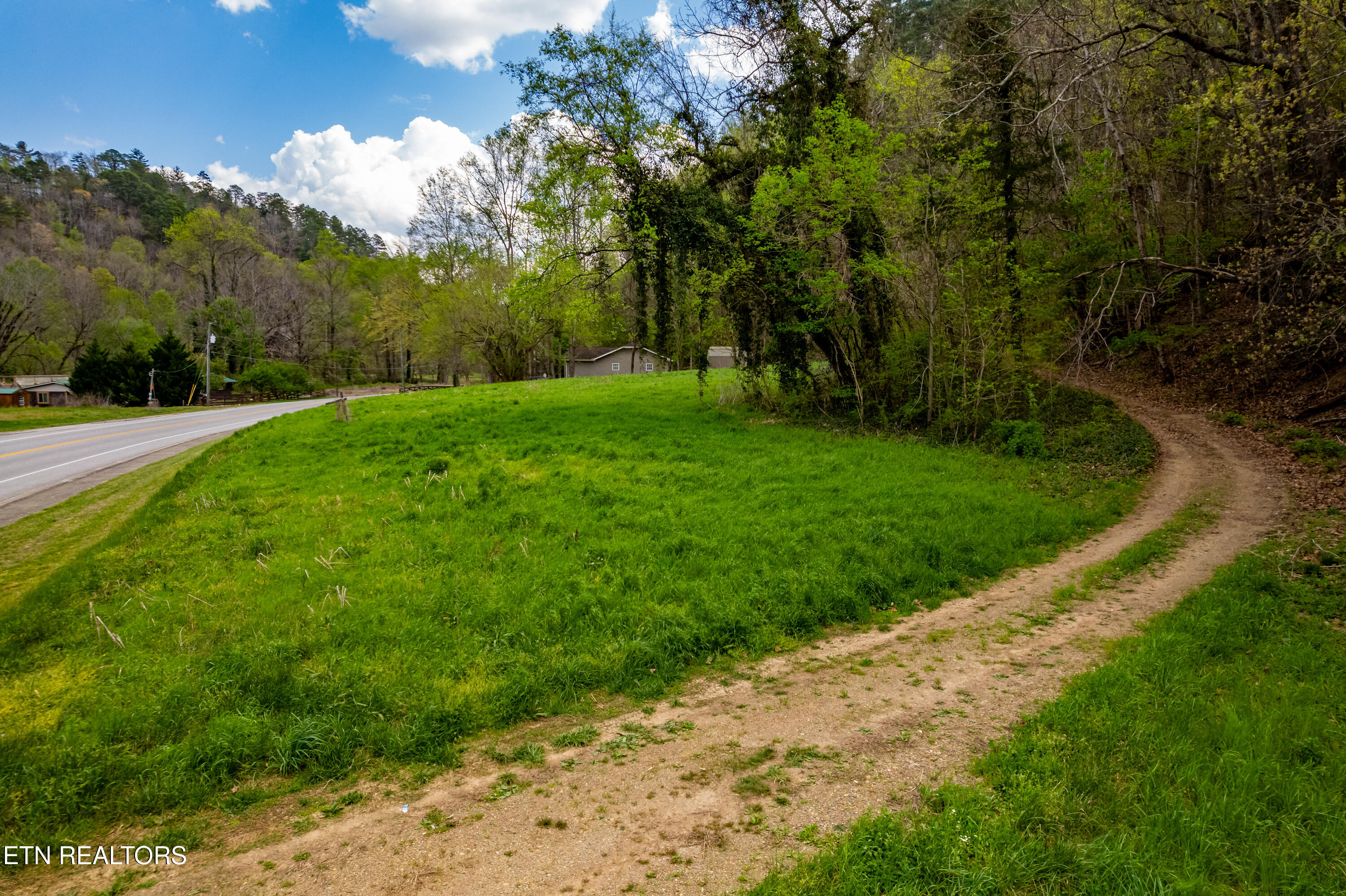 Cherohala Skyway Tellico Plains TN 37385