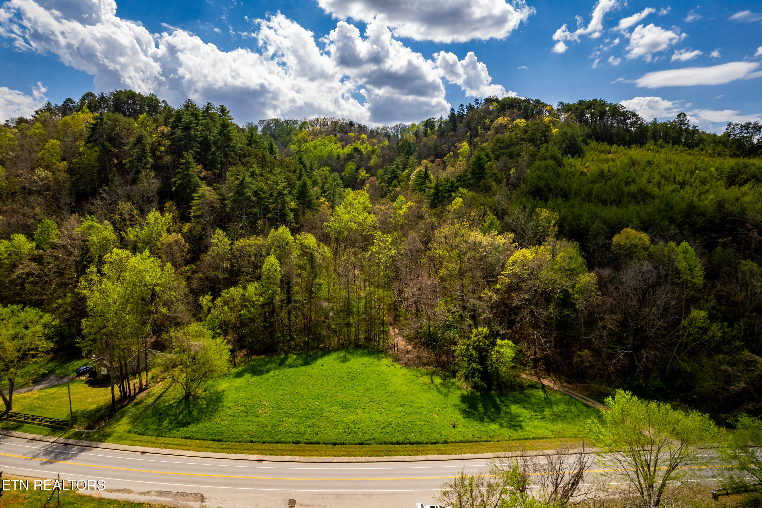 Cherohala Skyway Tellico Plains TN 37385