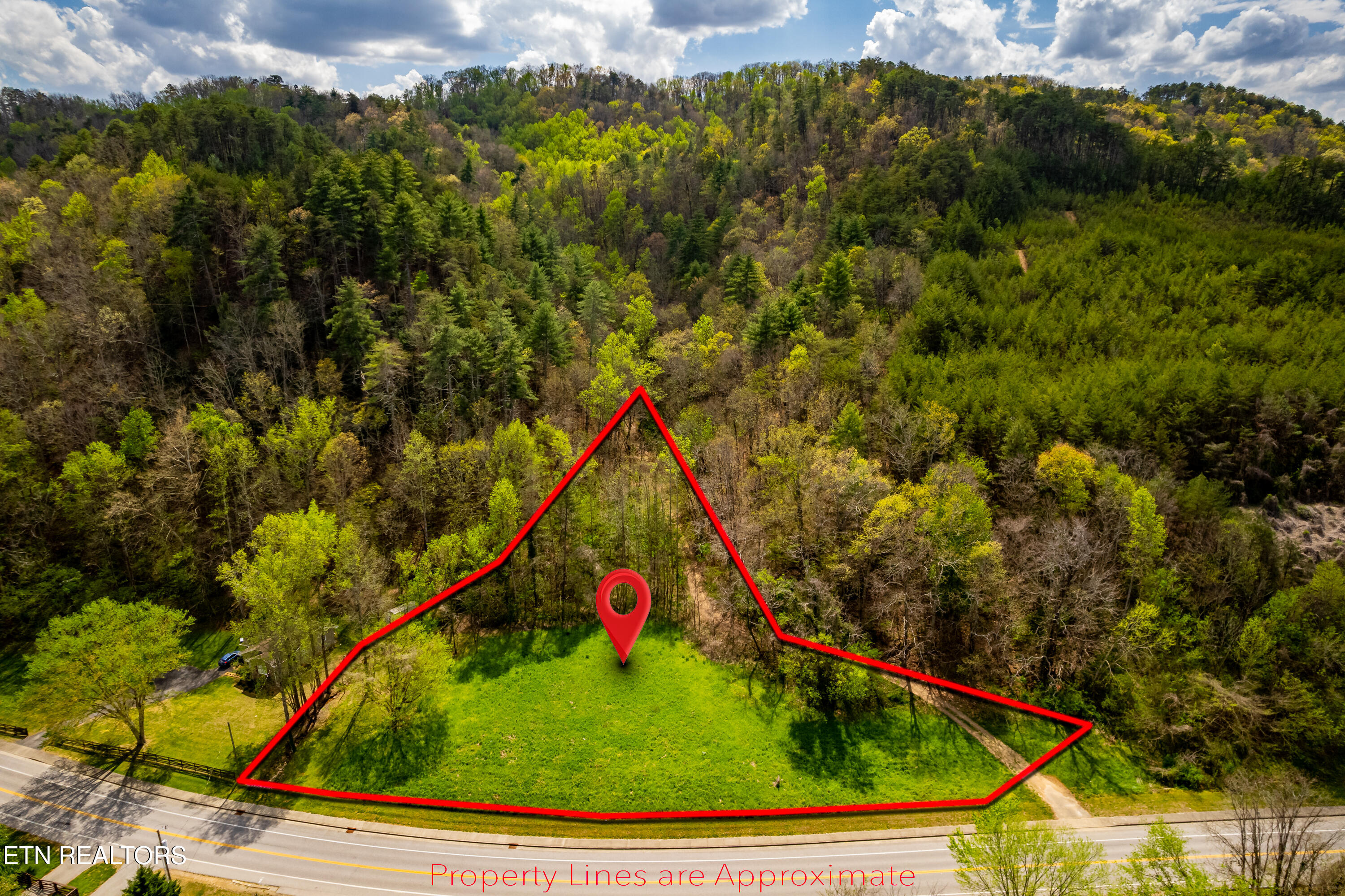 Cherohala Skyway Tellico Plains TN 37385