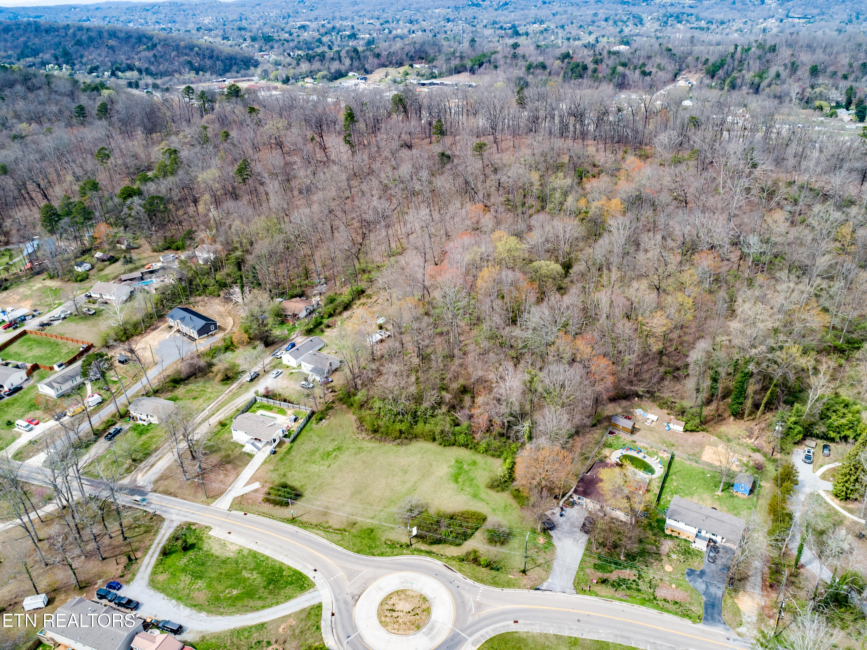 4335 NE Valley View Drive Knoxville TN 37917