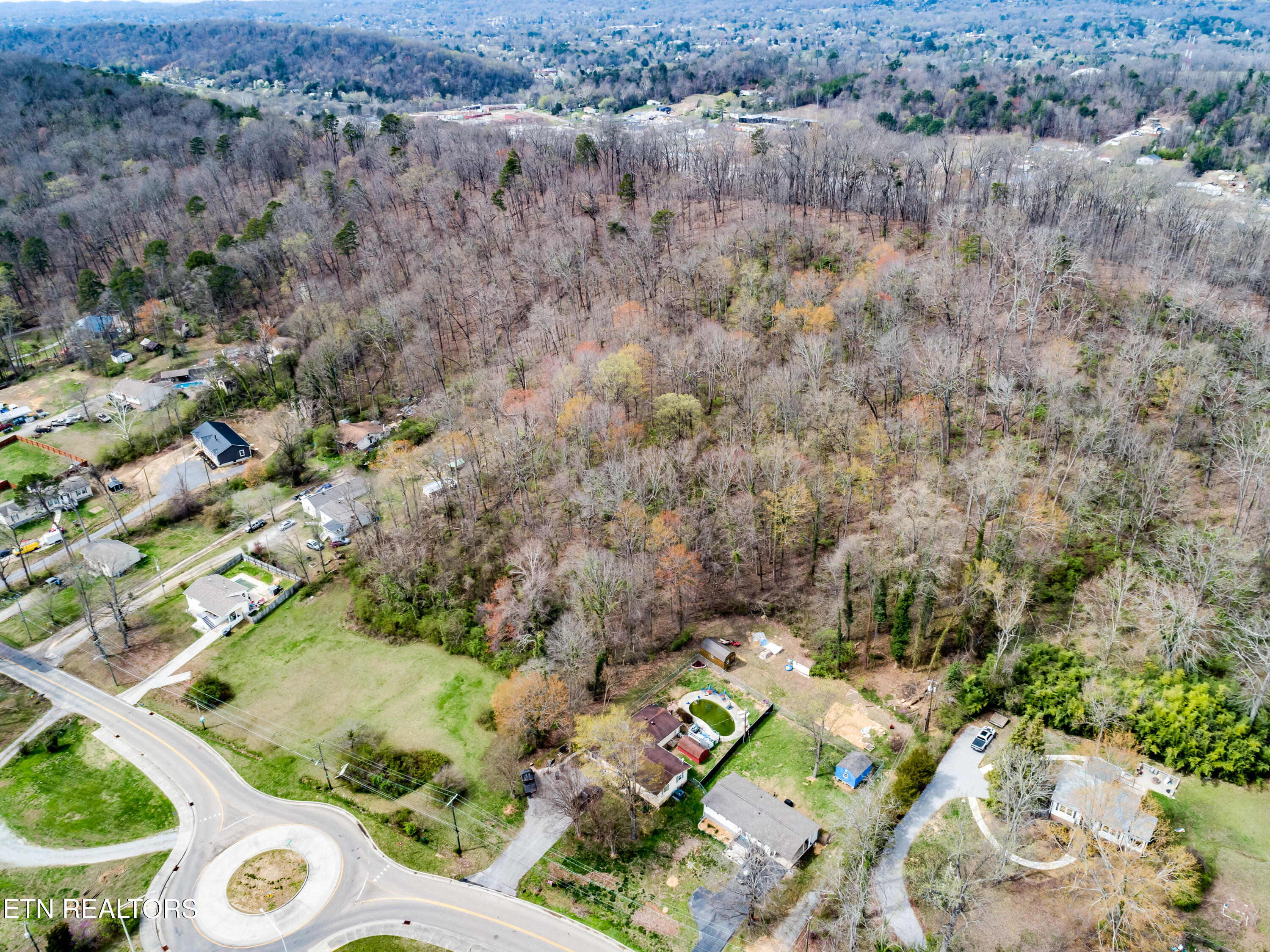 4335 NE Valley View Drive Knoxville TN 37917