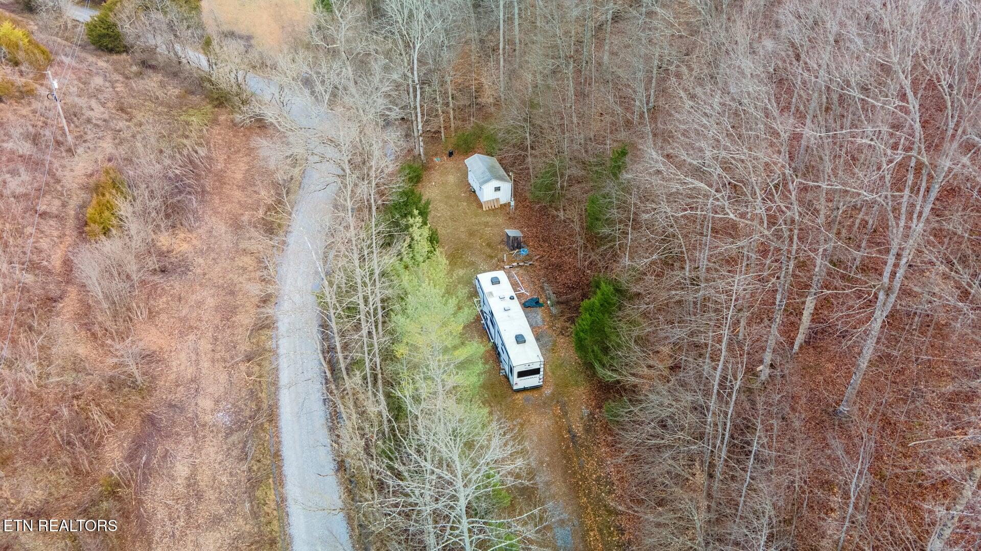 1020 Rhodes Road Bybee TN 37713