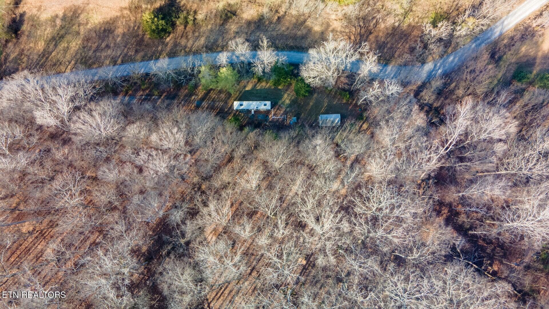 1020 Rhodes Road Bybee TN 37713
