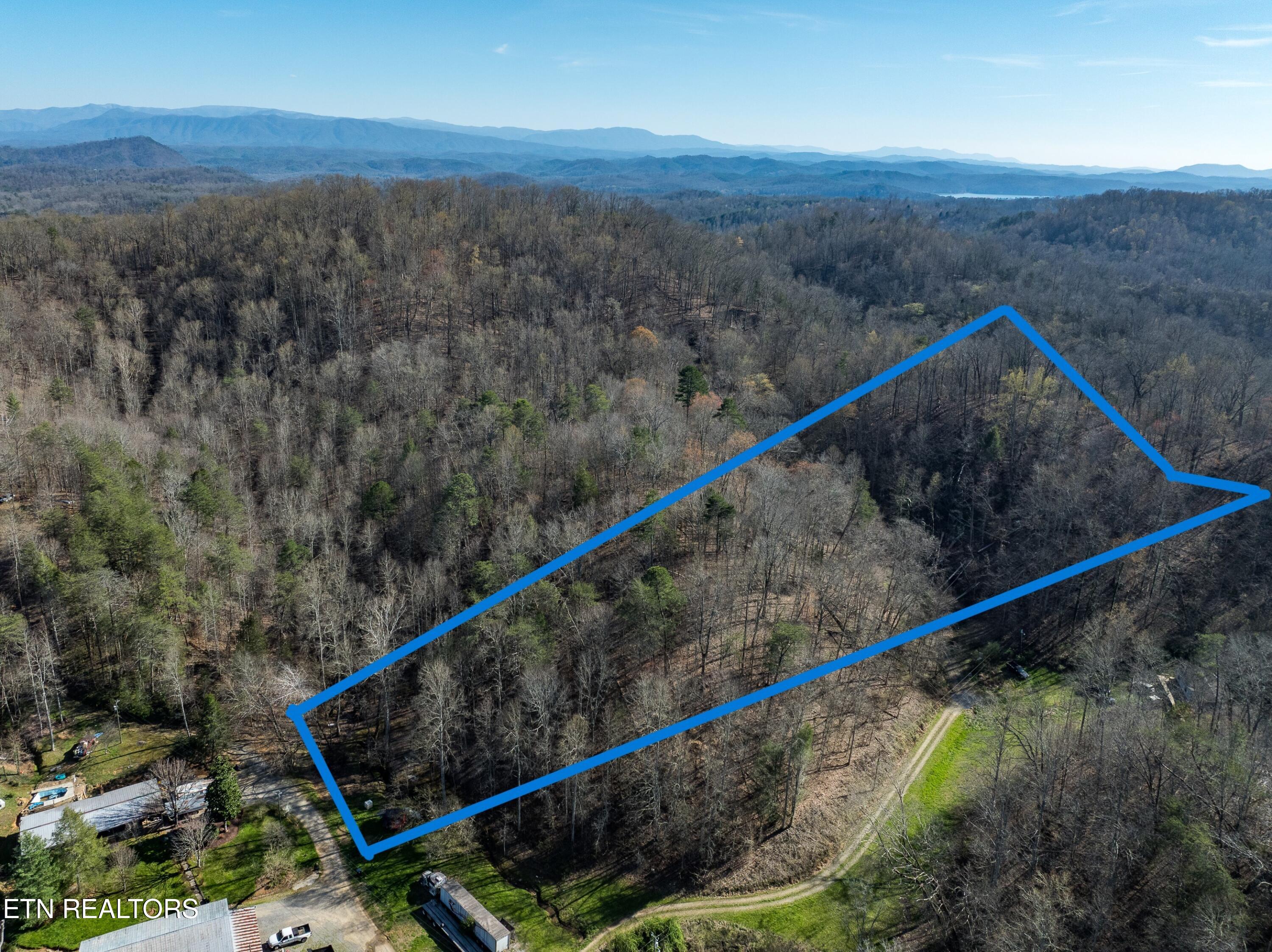 2723 Redbud Valley Drive Maryville TN 37801