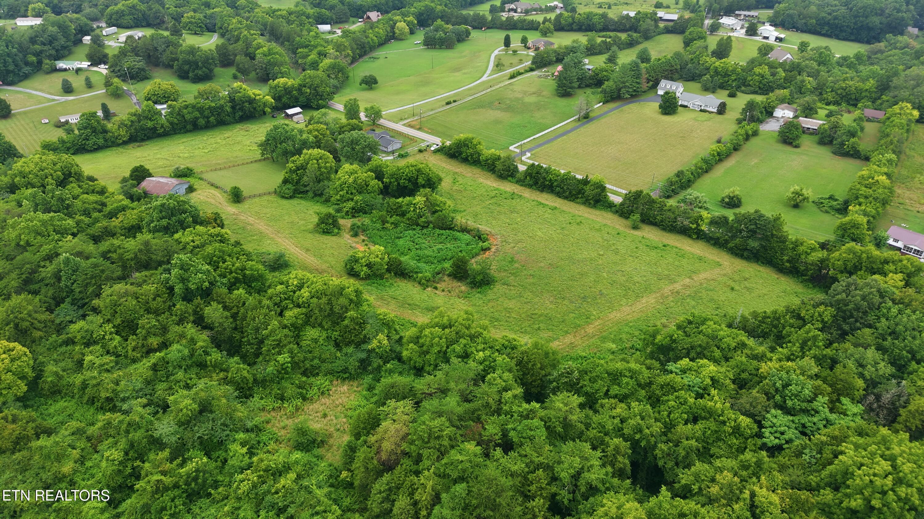4531 Miser Station Road Friendsville TN 37737