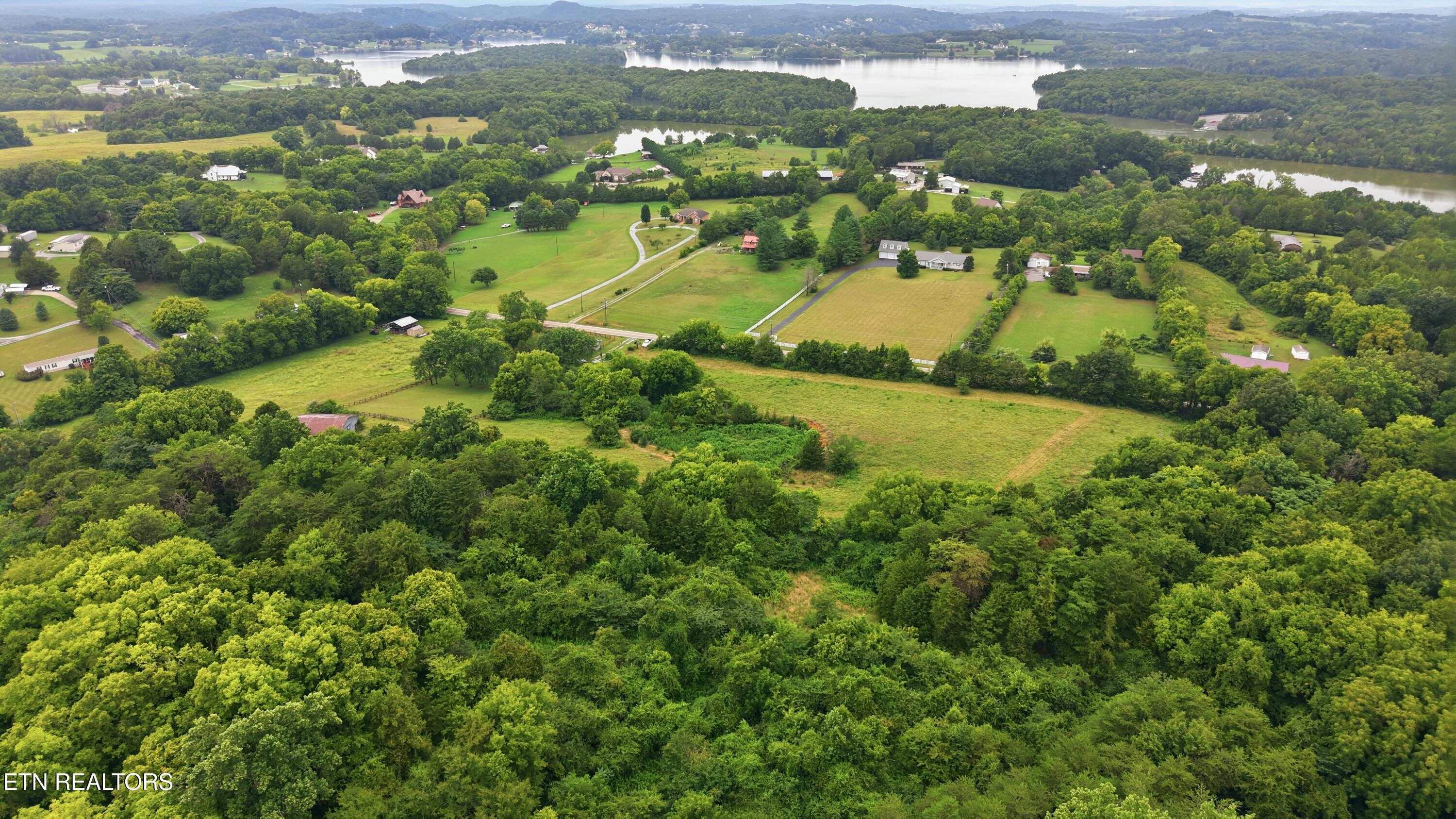 4531 Miser Station Road Friendsville TN 37737