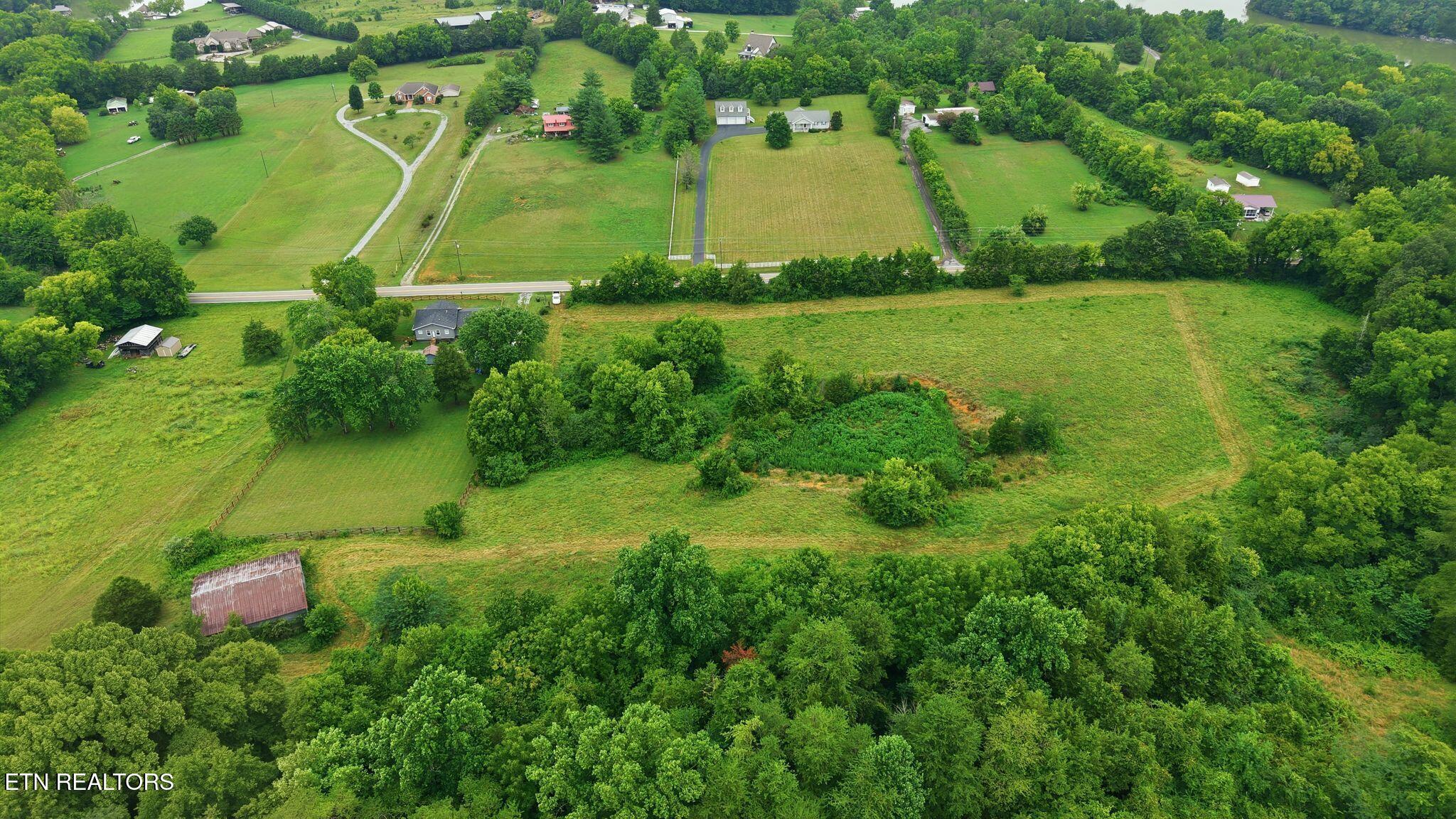 4531 Miser Station Road Friendsville TN 37737