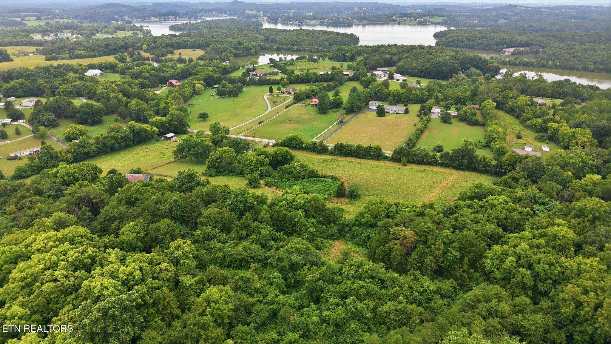 4531 Miser Station Road Friendsville TN 37737