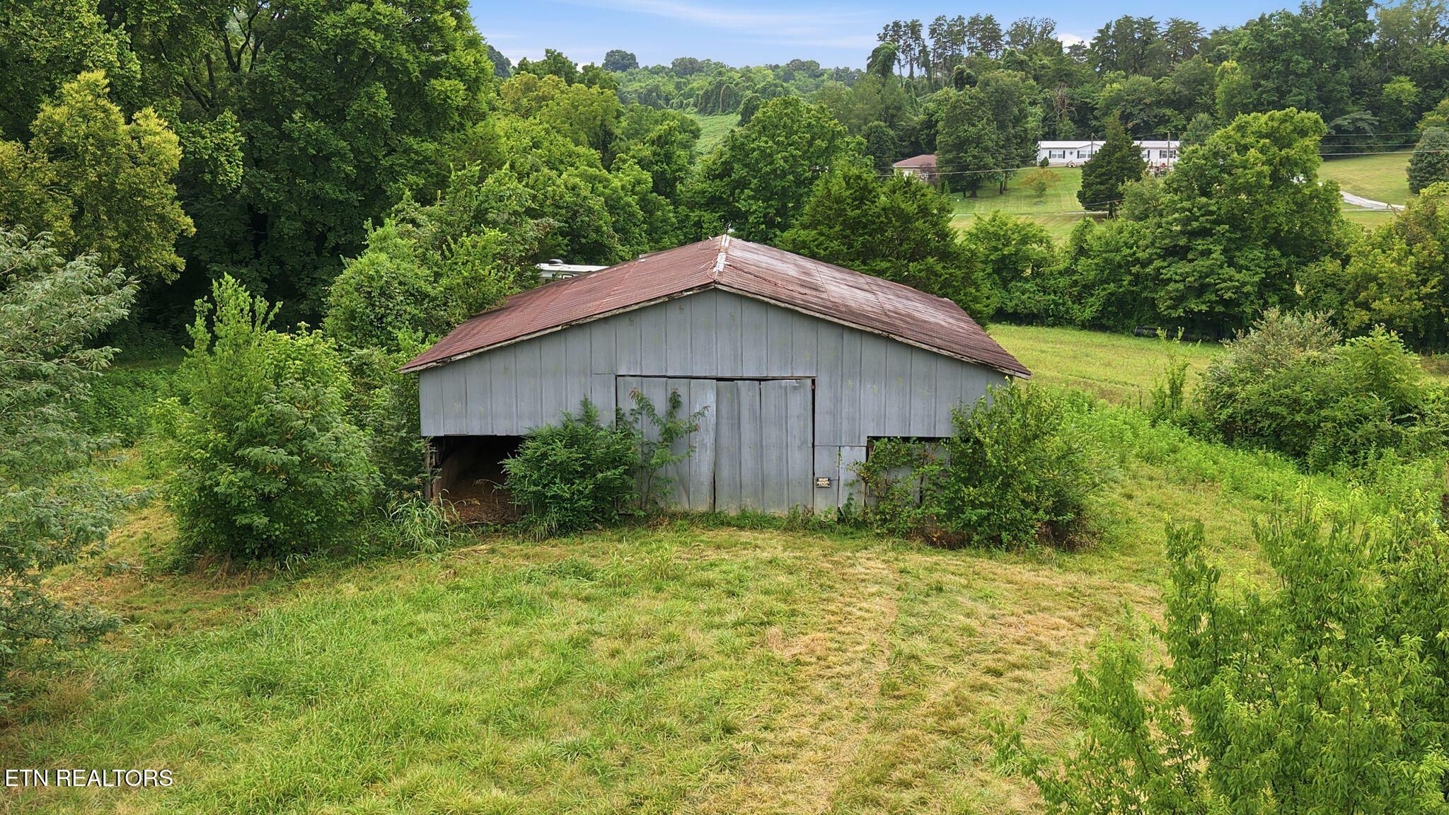 4531 Miser Station Road Friendsville TN 37737