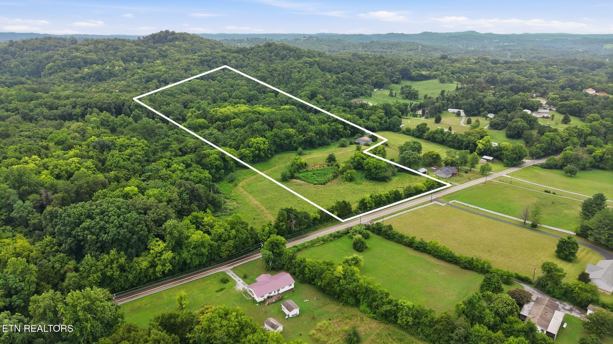 4531 Miser Station Road Friendsville TN 37737