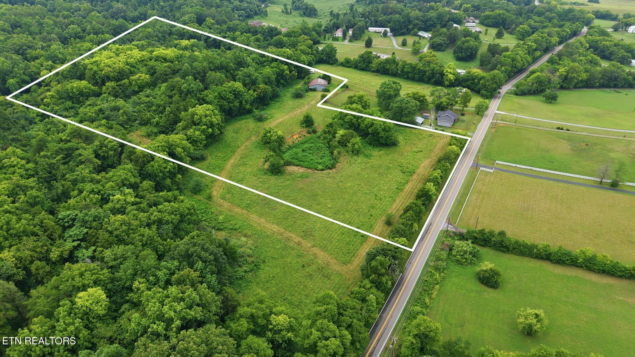 4531 Miser Station Road Friendsville TN 37737