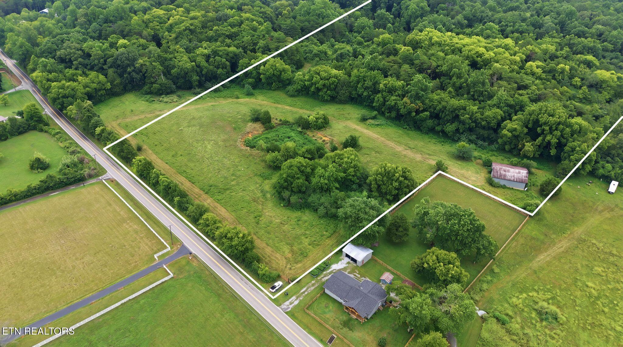 4531 Miser Station Road Friendsville TN 37737