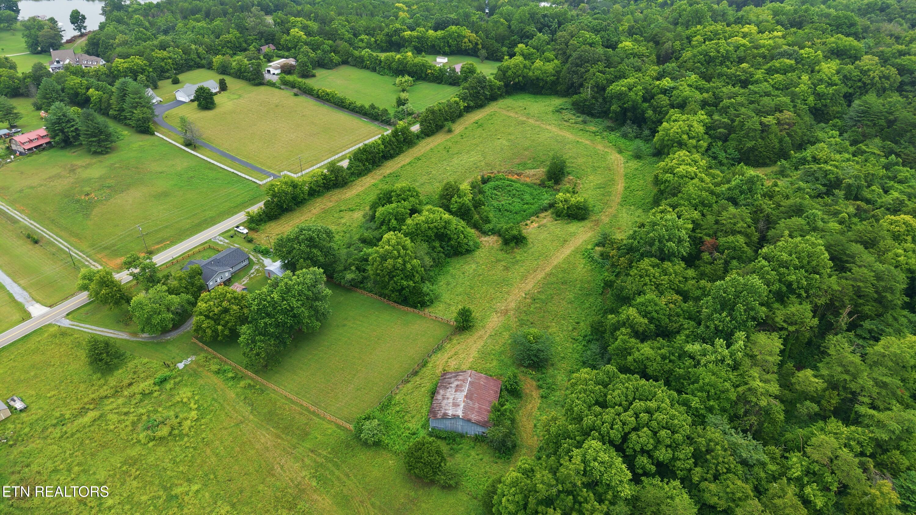 4531 Miser Station Road Friendsville TN 37737