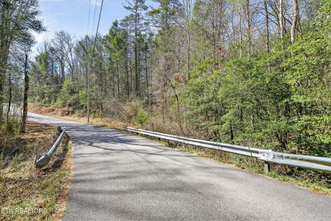 Dogwood Road Grandview TN 37337