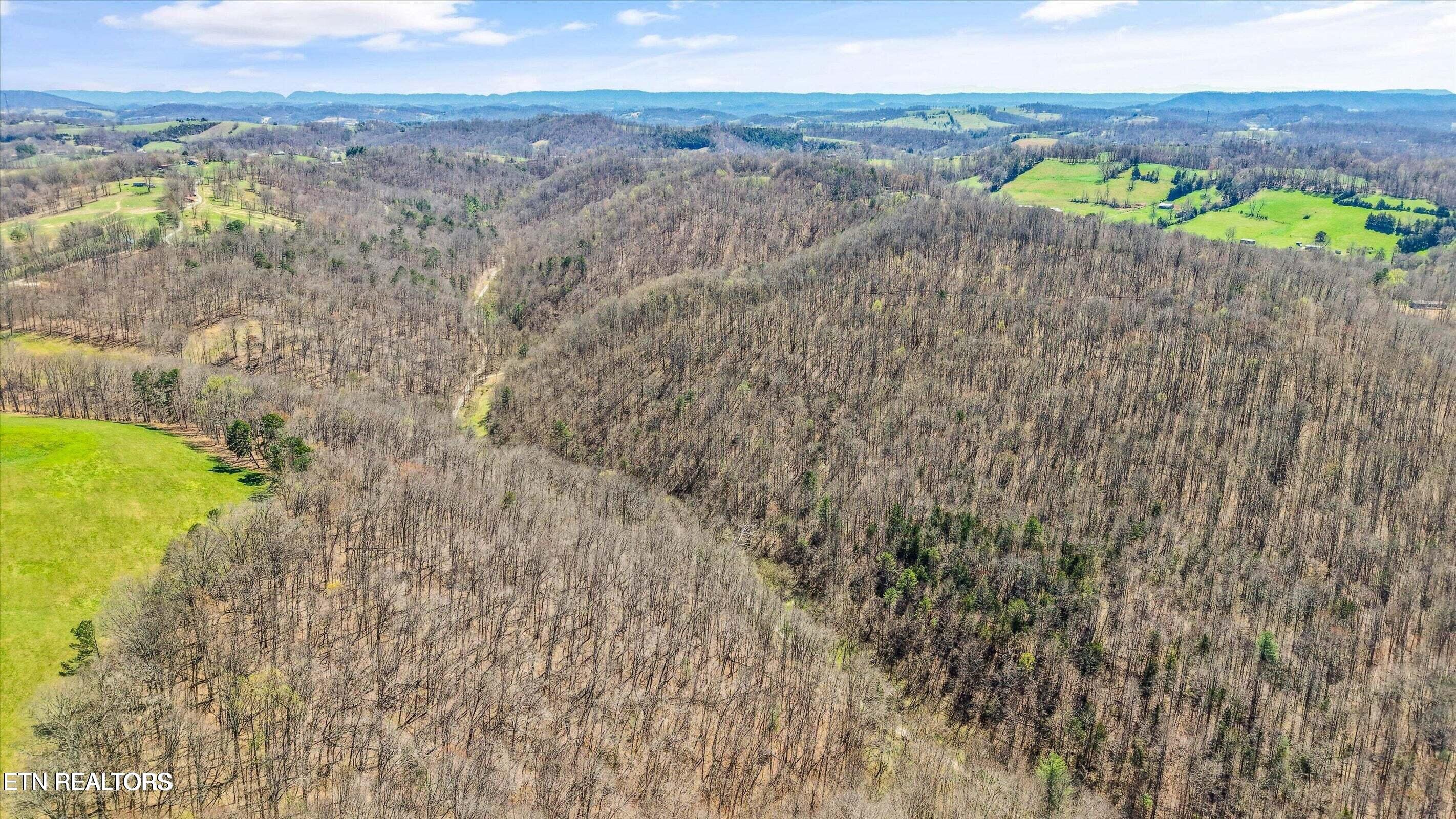 515 Robinson Road New Tazewell TN 37825