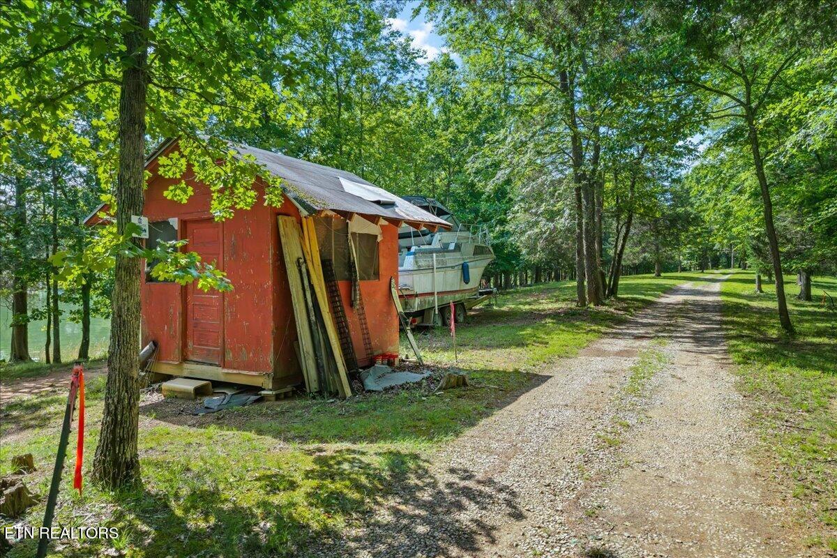 132 Hatt Lane Rockwood TN 37854