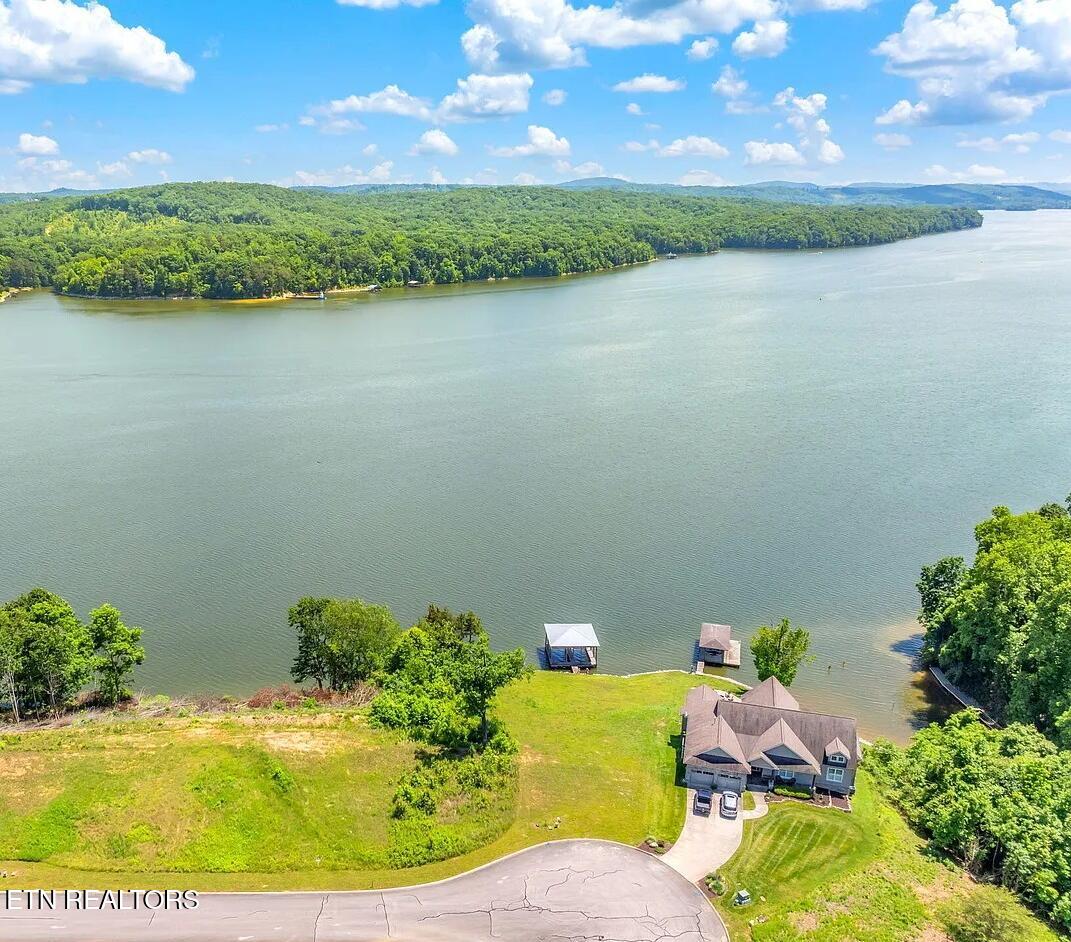 147 Docks Of The Bay Drive Harriman TN 37748