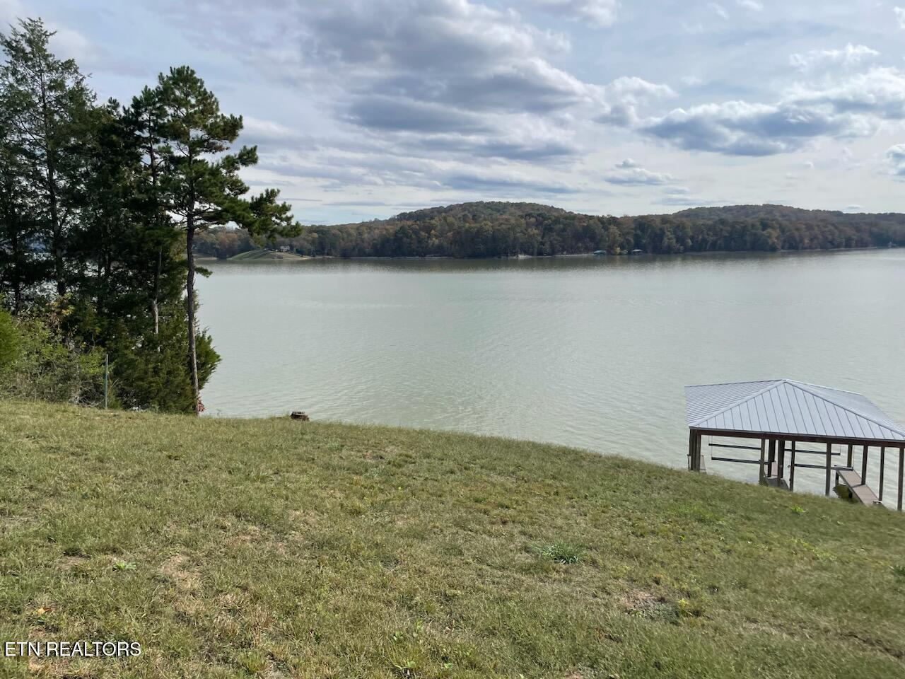 147 Docks Of The Bay Drive Harriman TN 37748