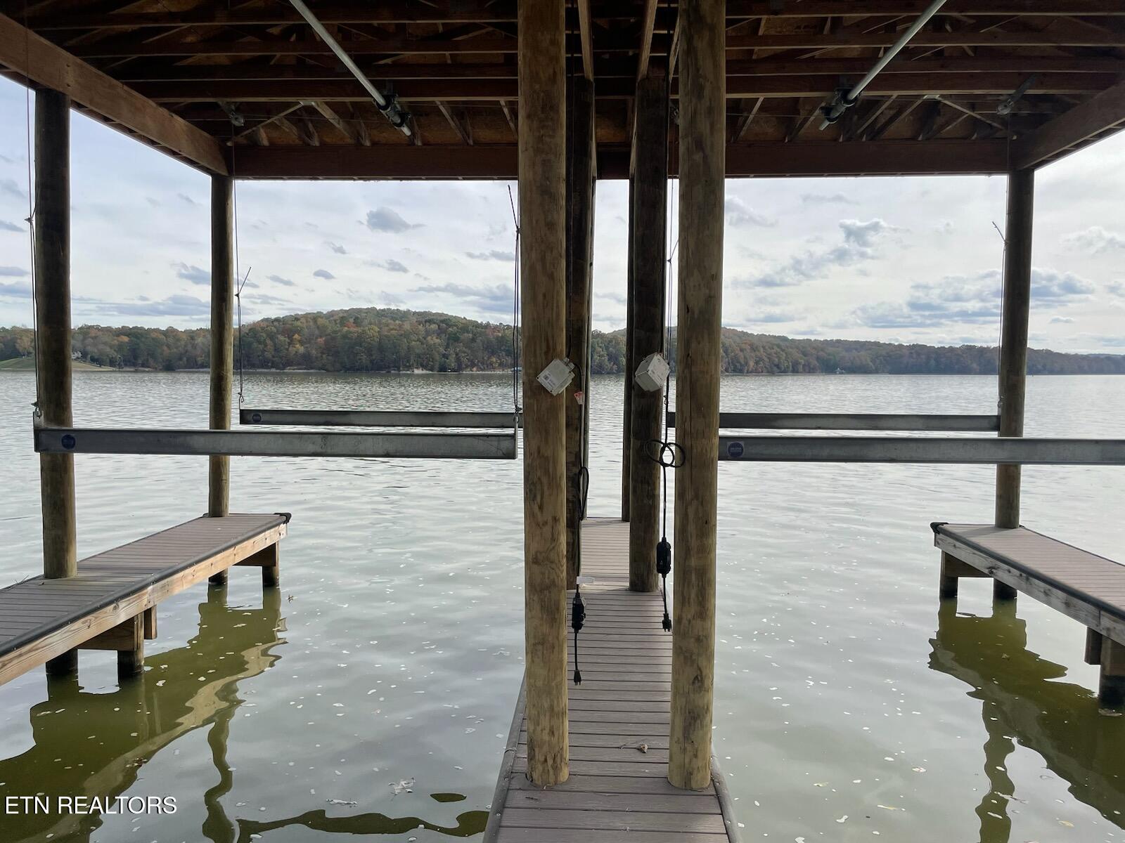147 Docks Of The Bay Drive Harriman TN 37748