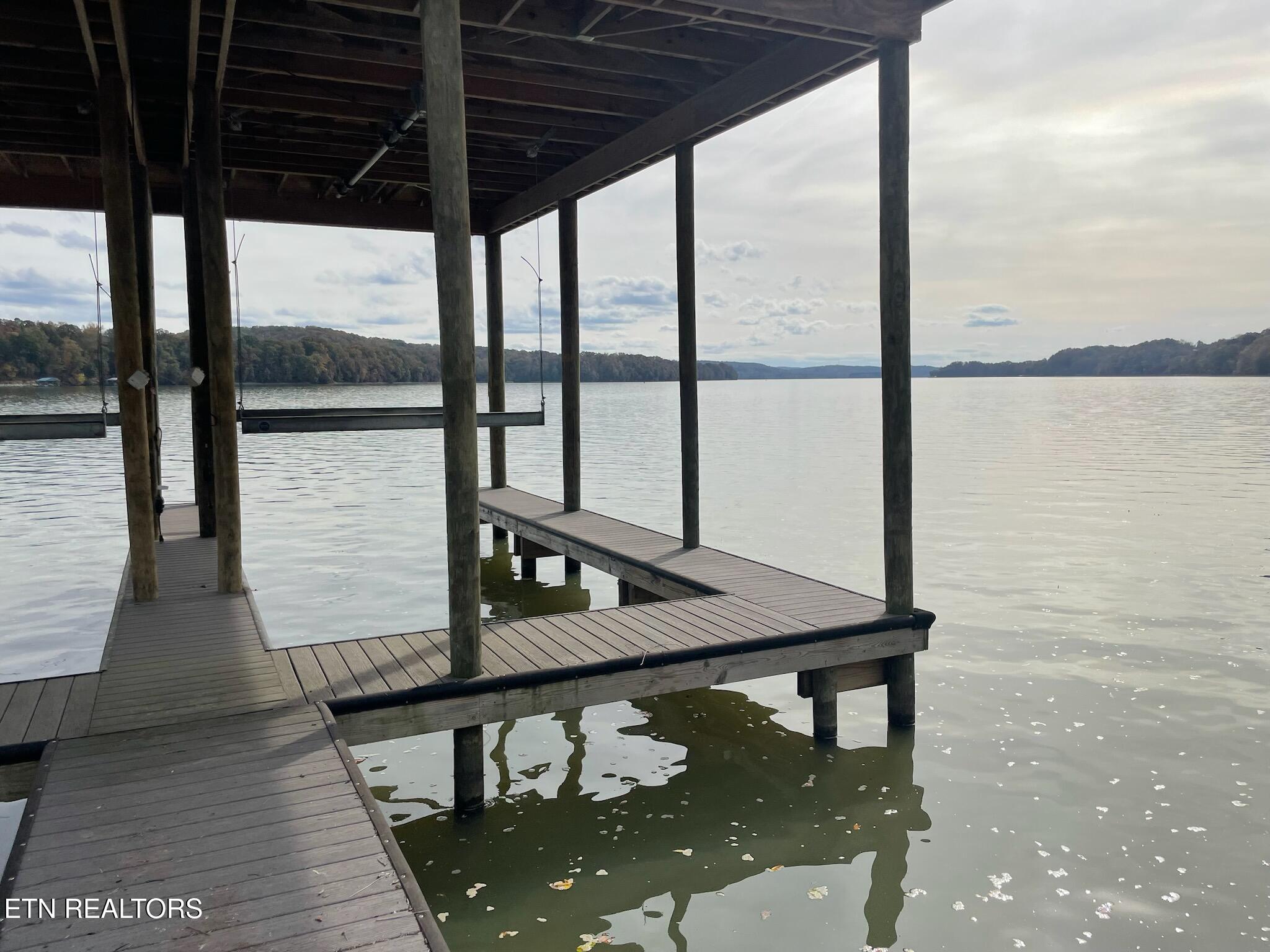147 Docks Of The Bay Drive Harriman TN 37748