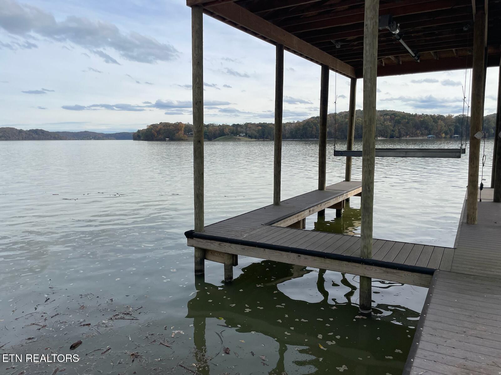 147 Docks Of The Bay Drive Harriman TN 37748