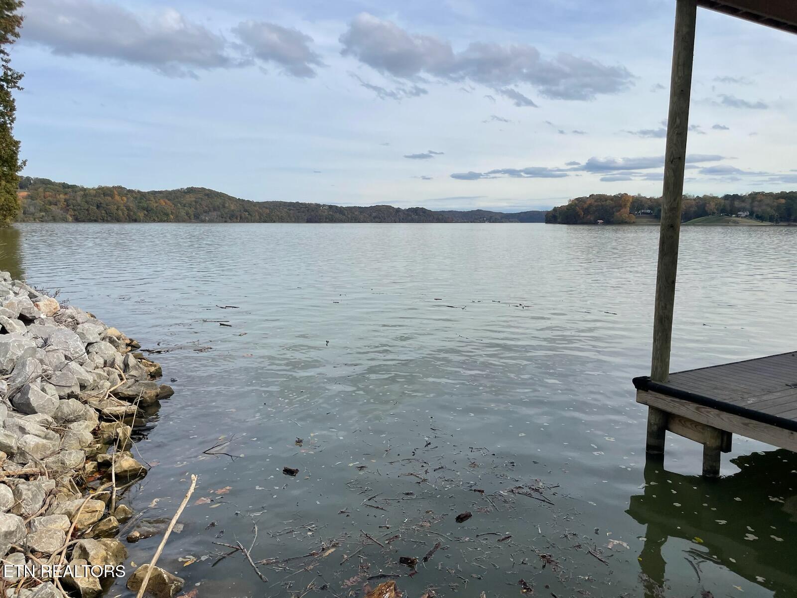 147 Docks Of The Bay Drive Harriman TN 37748