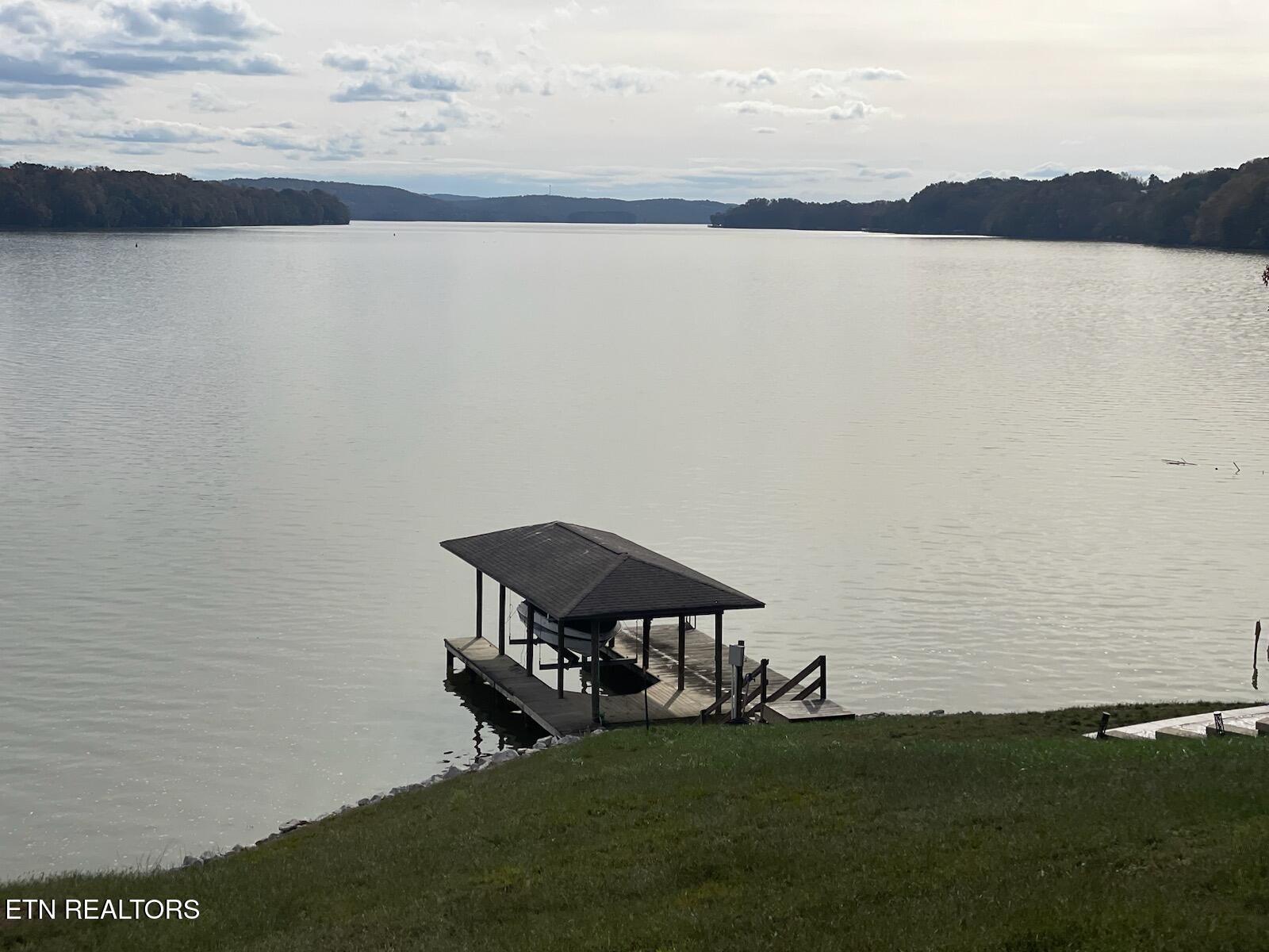 147 Docks Of The Bay Drive Harriman TN 37748